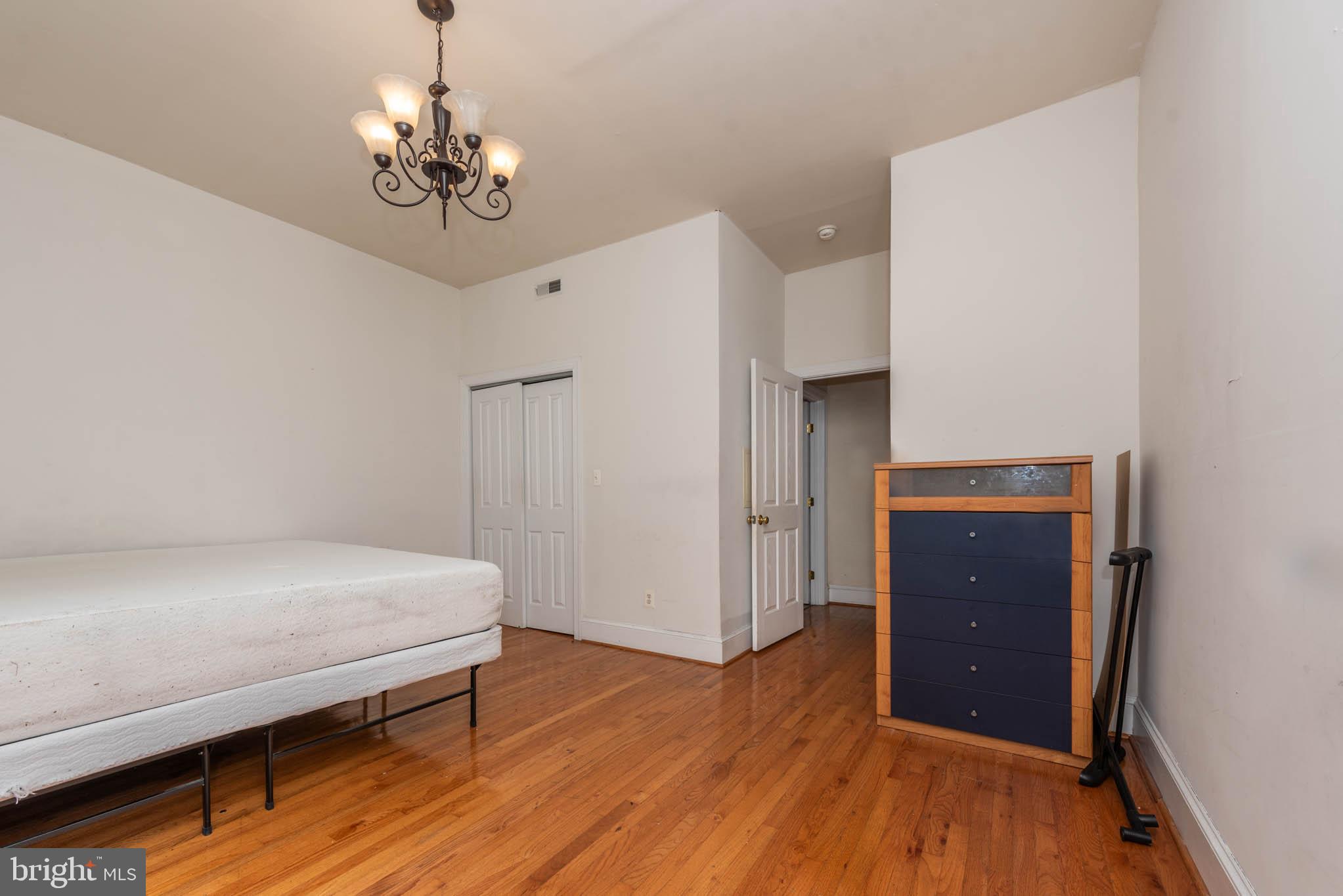 STATION NORTH ARTS DISTRICT - Residential Lease