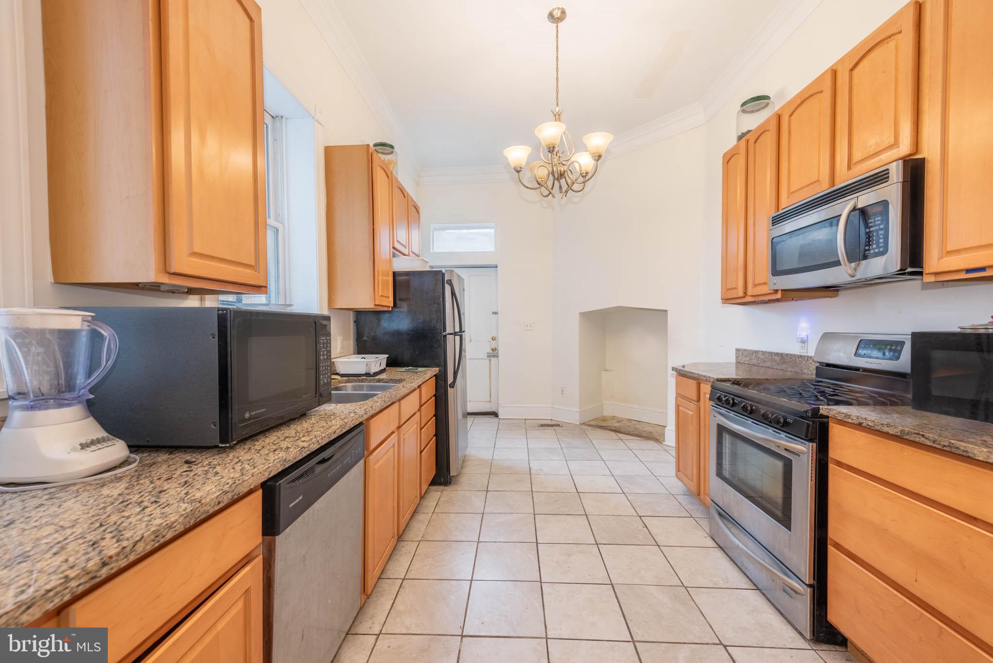 STATION NORTH ARTS DISTRICT - Residential Lease