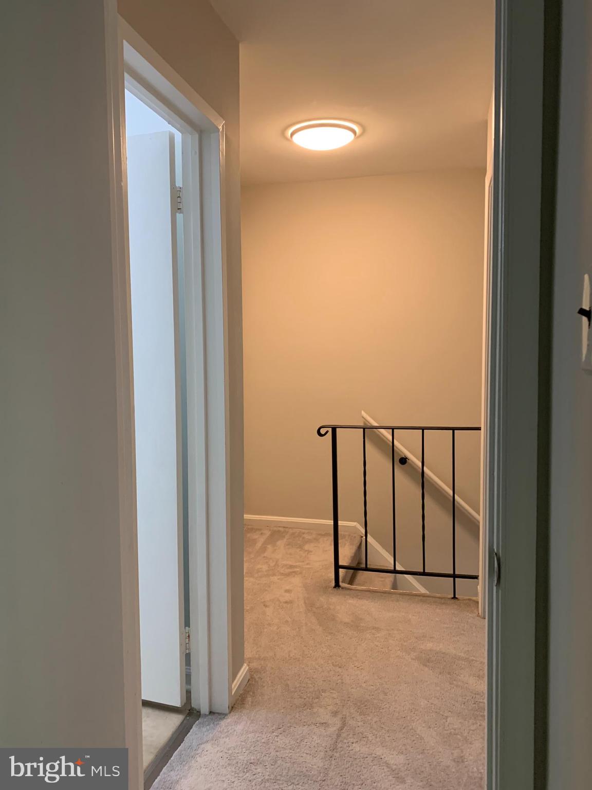 TERRACE TOWNE HOMES OF WOODLAWN - Residential Lease