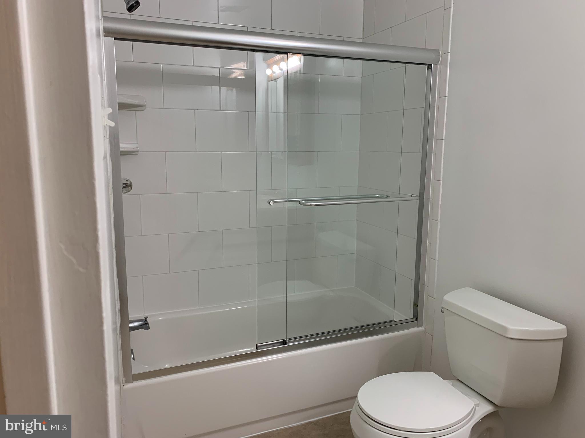 TERRACE TOWNE HOMES OF WOODLAWN - Residential Lease