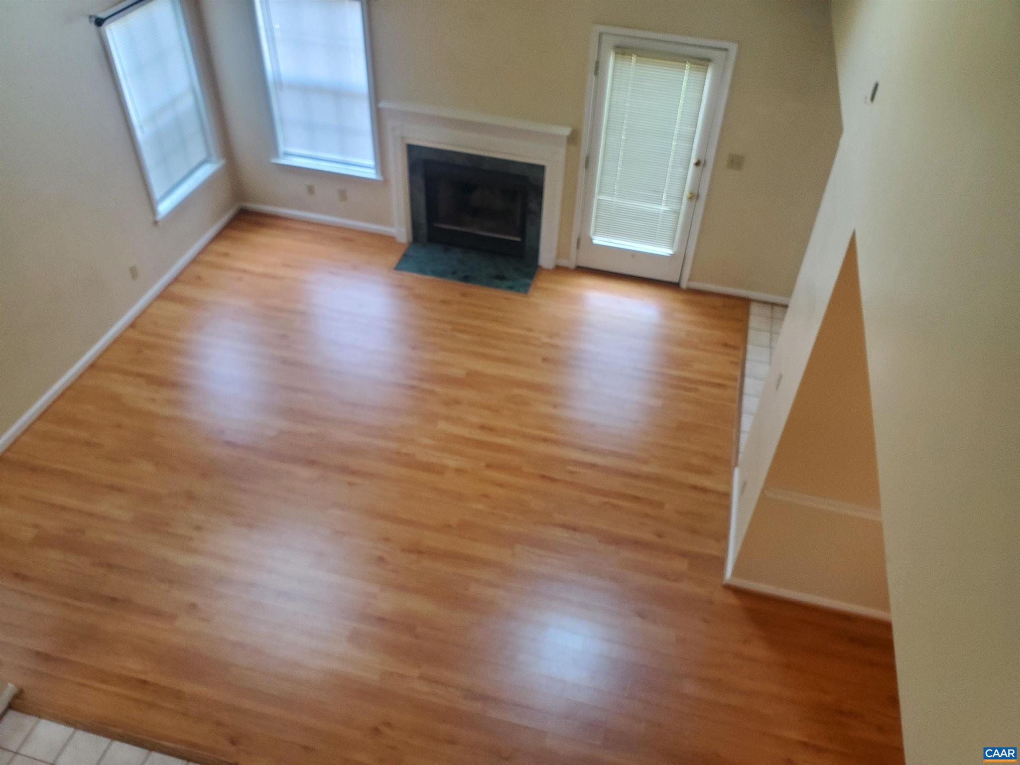 1348 LE PARC TER