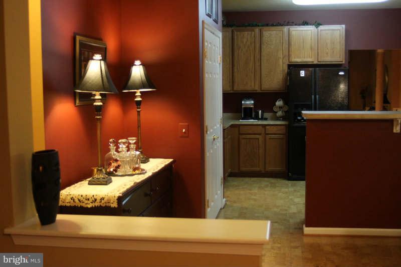 FOUR SEASONS - Residential