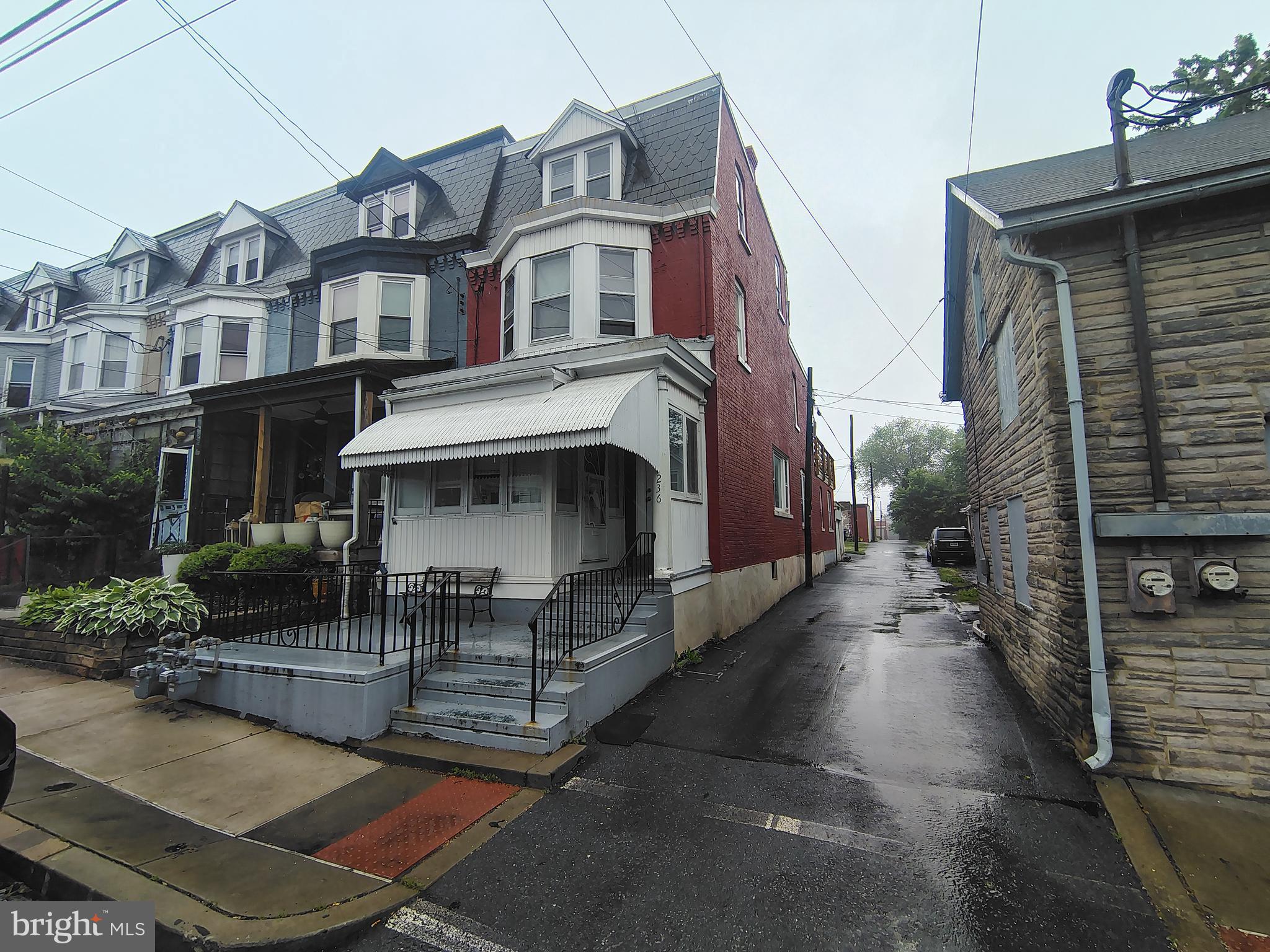 236 N FRANKLIN STREET