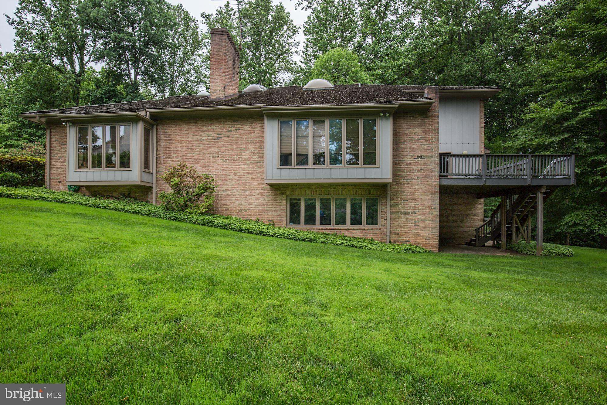 POTOMAC OVERLOOK - Residential Lease