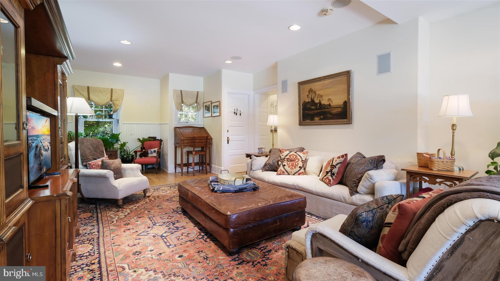 CLOVER CREST - Residential