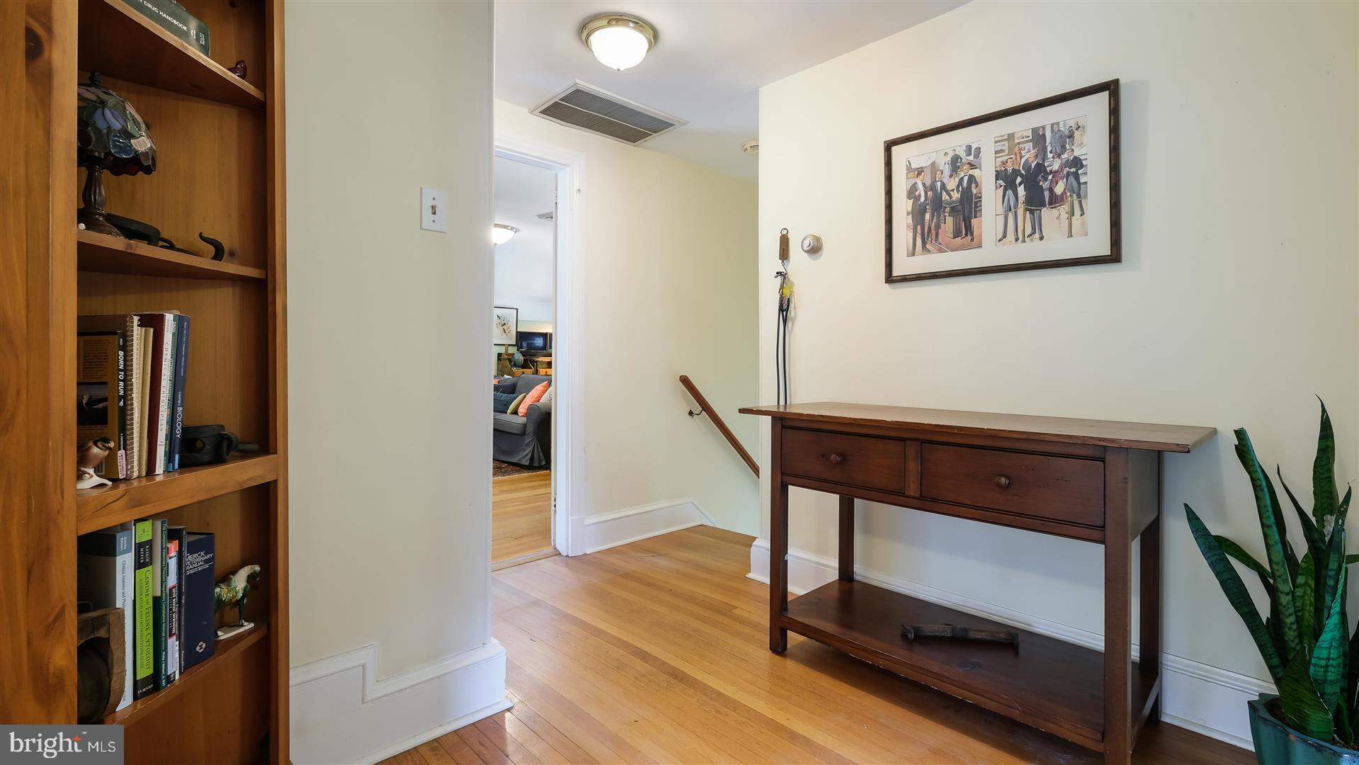 CLOVER CREST - Residential