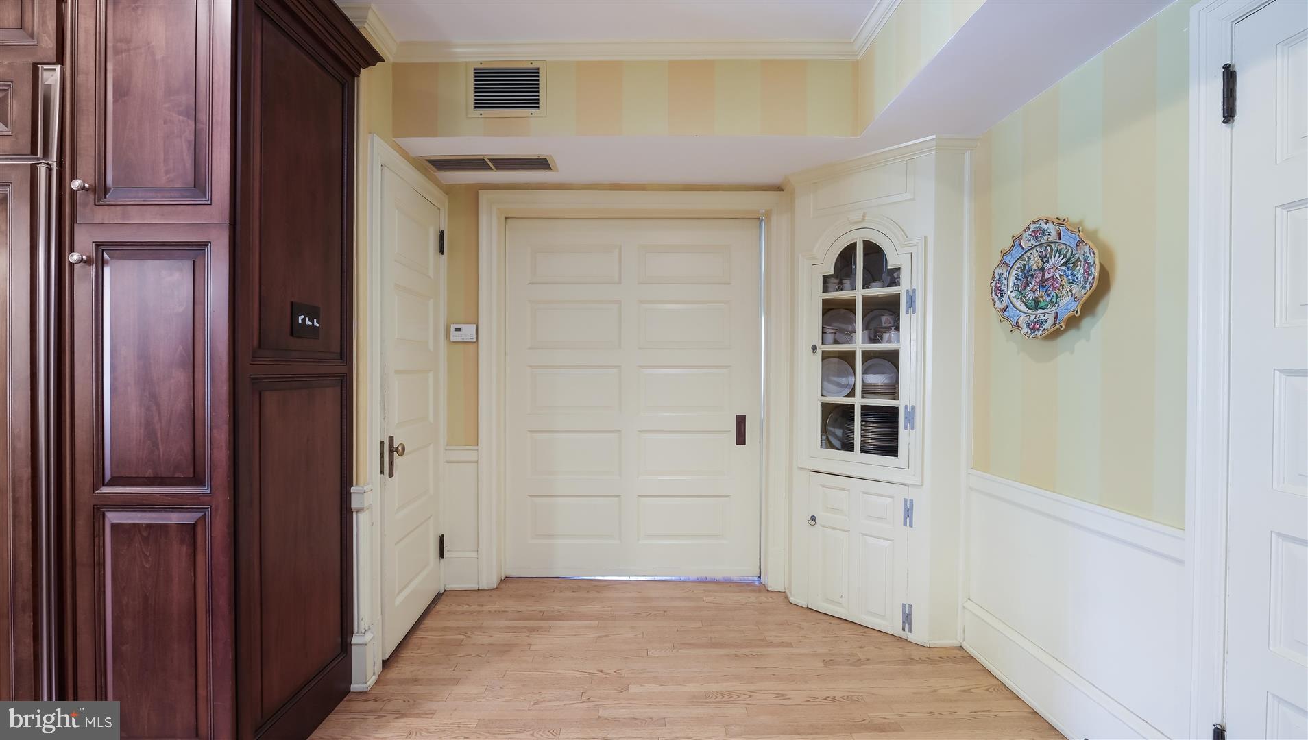 CLOVER CREST - Residential