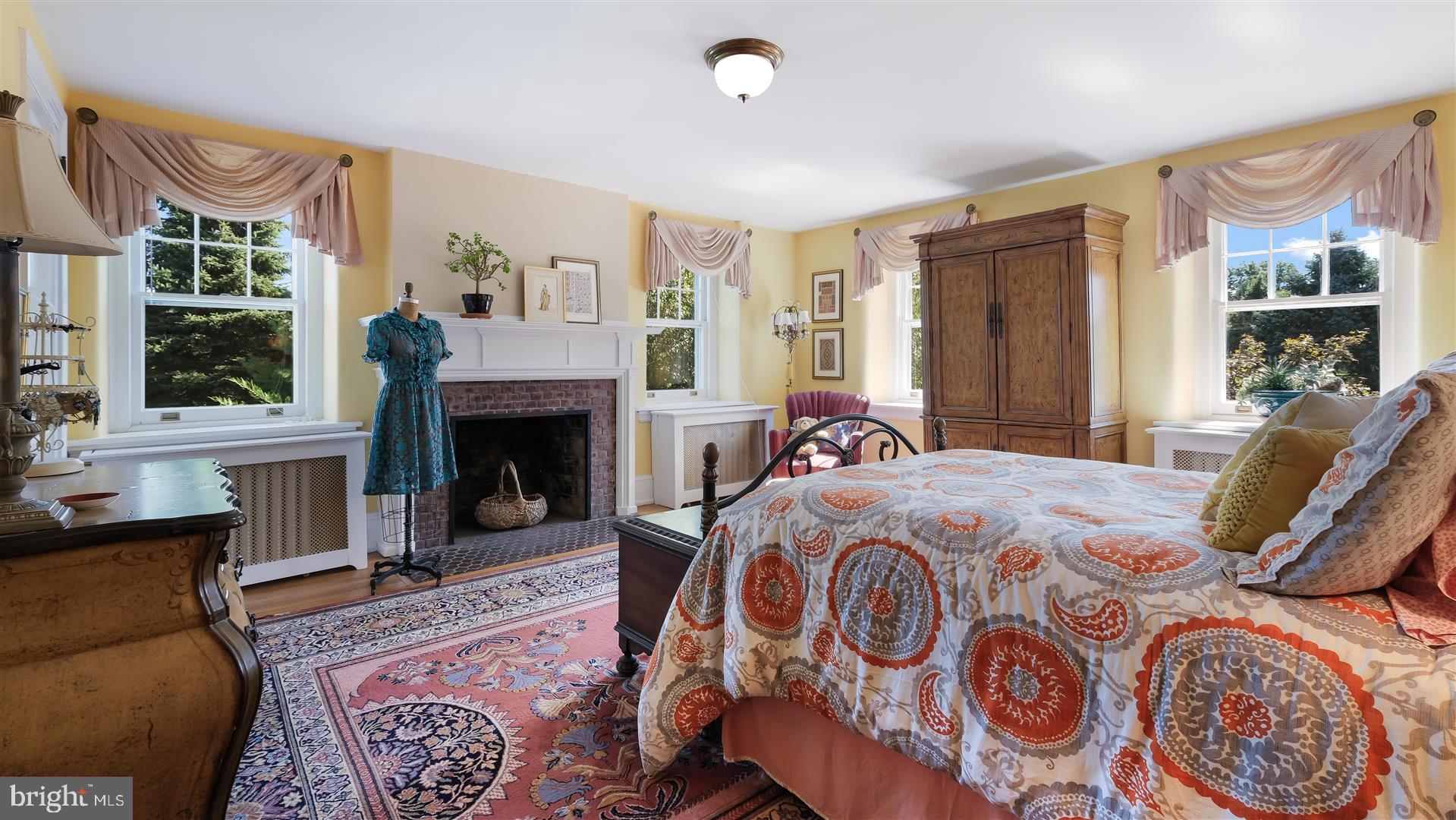 CLOVER CREST - Residential