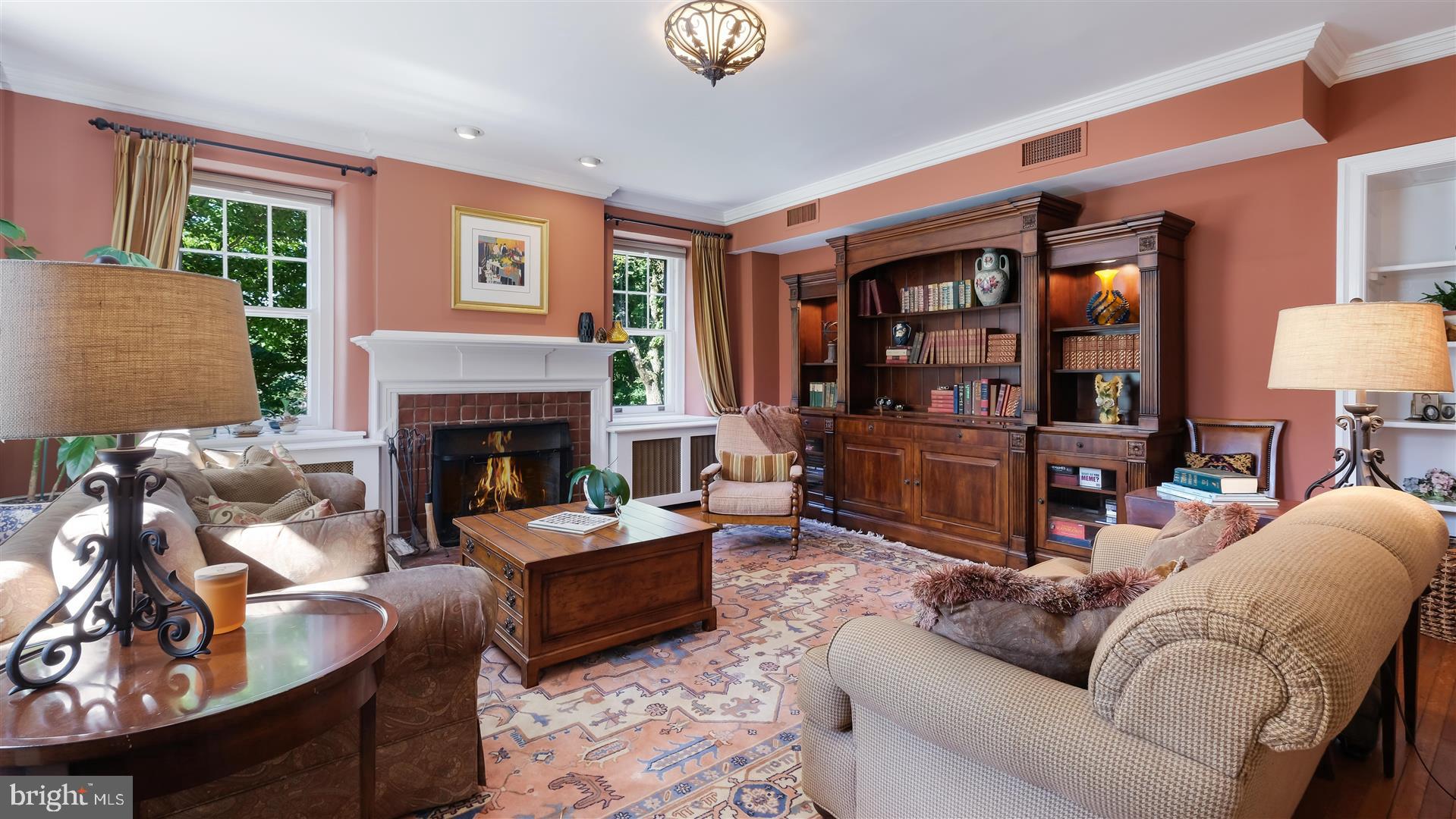 CLOVER CREST - Residential