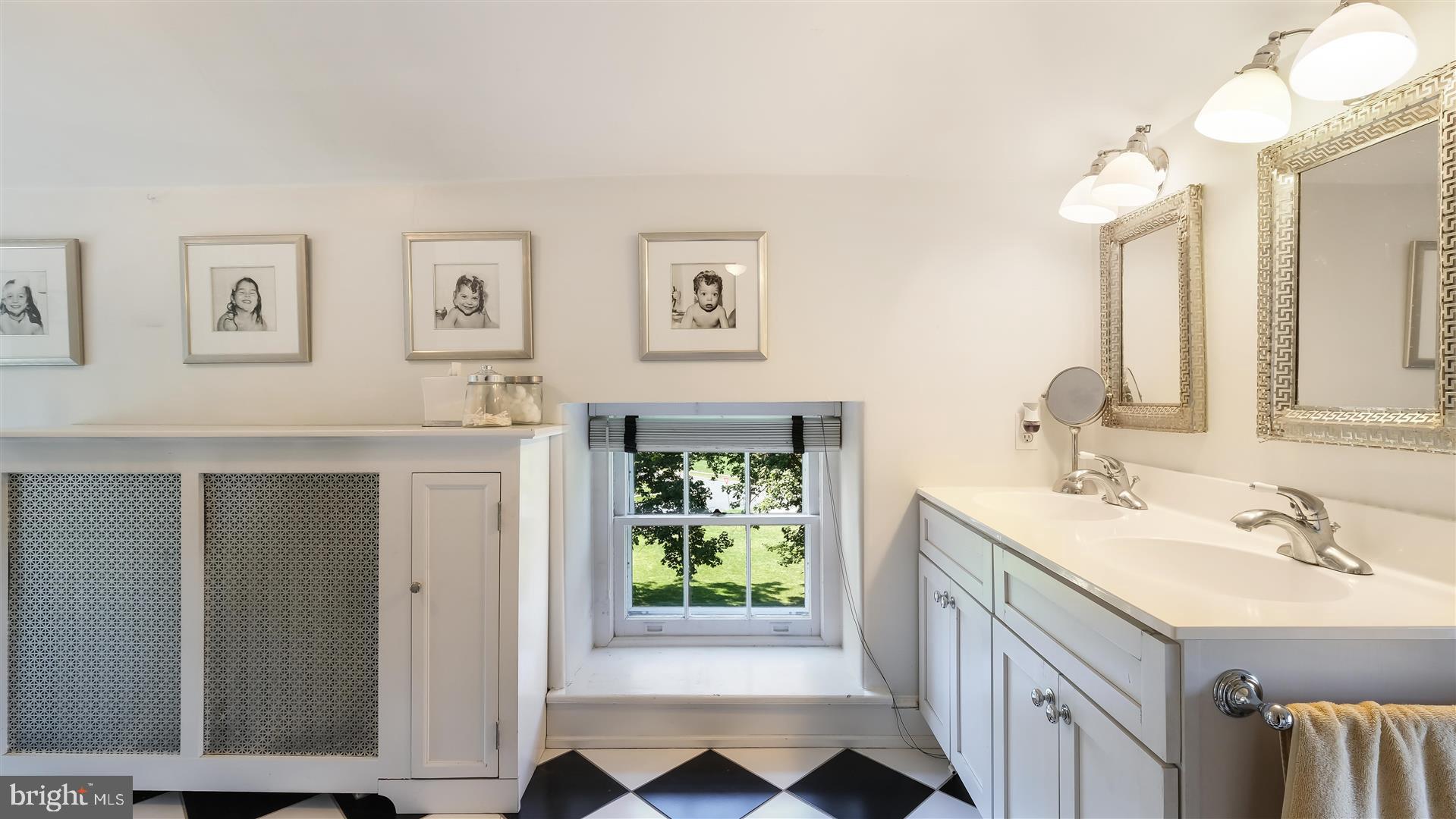 CLOVER CREST - Residential