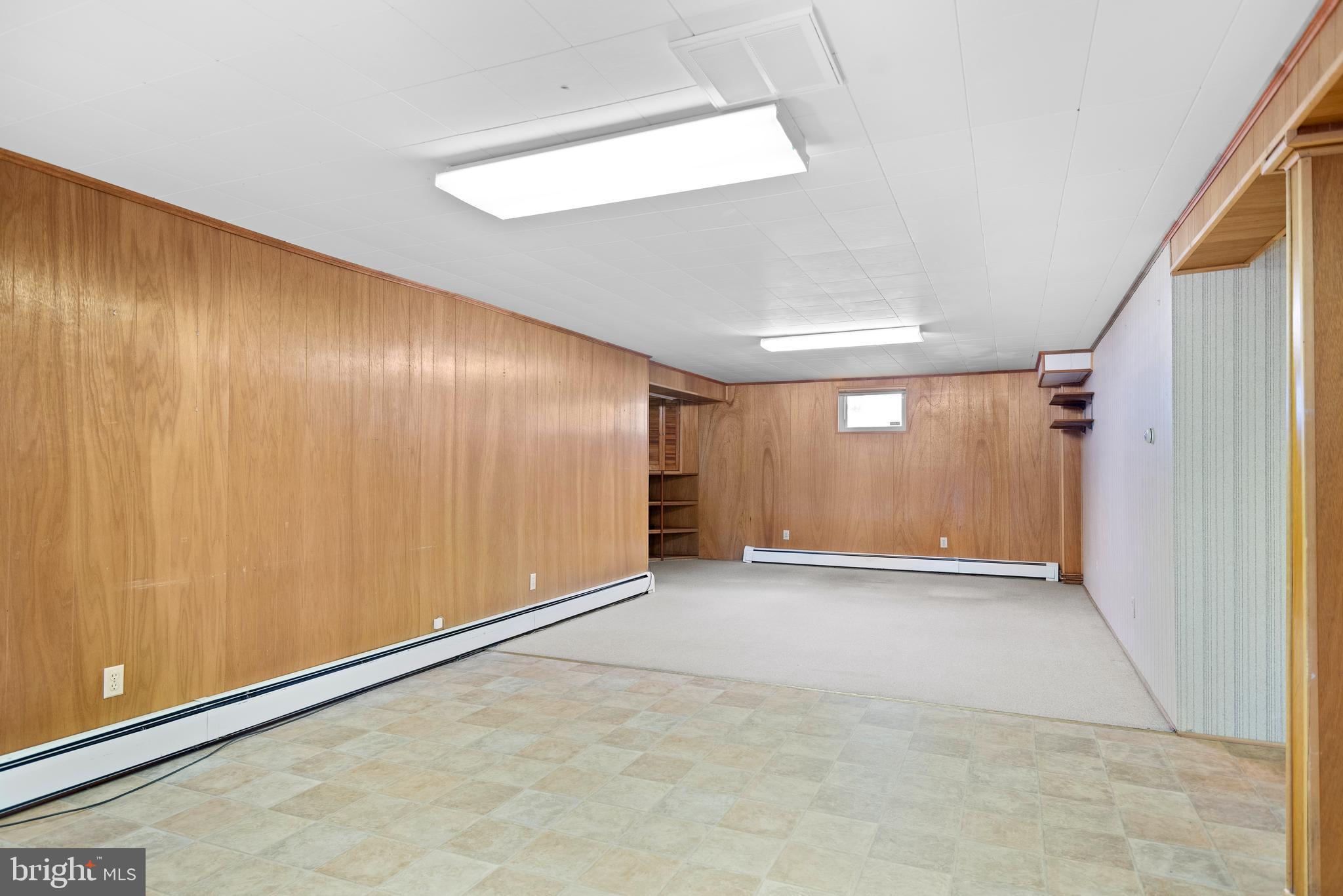 HILLANDALE HEIGHTS - Residential