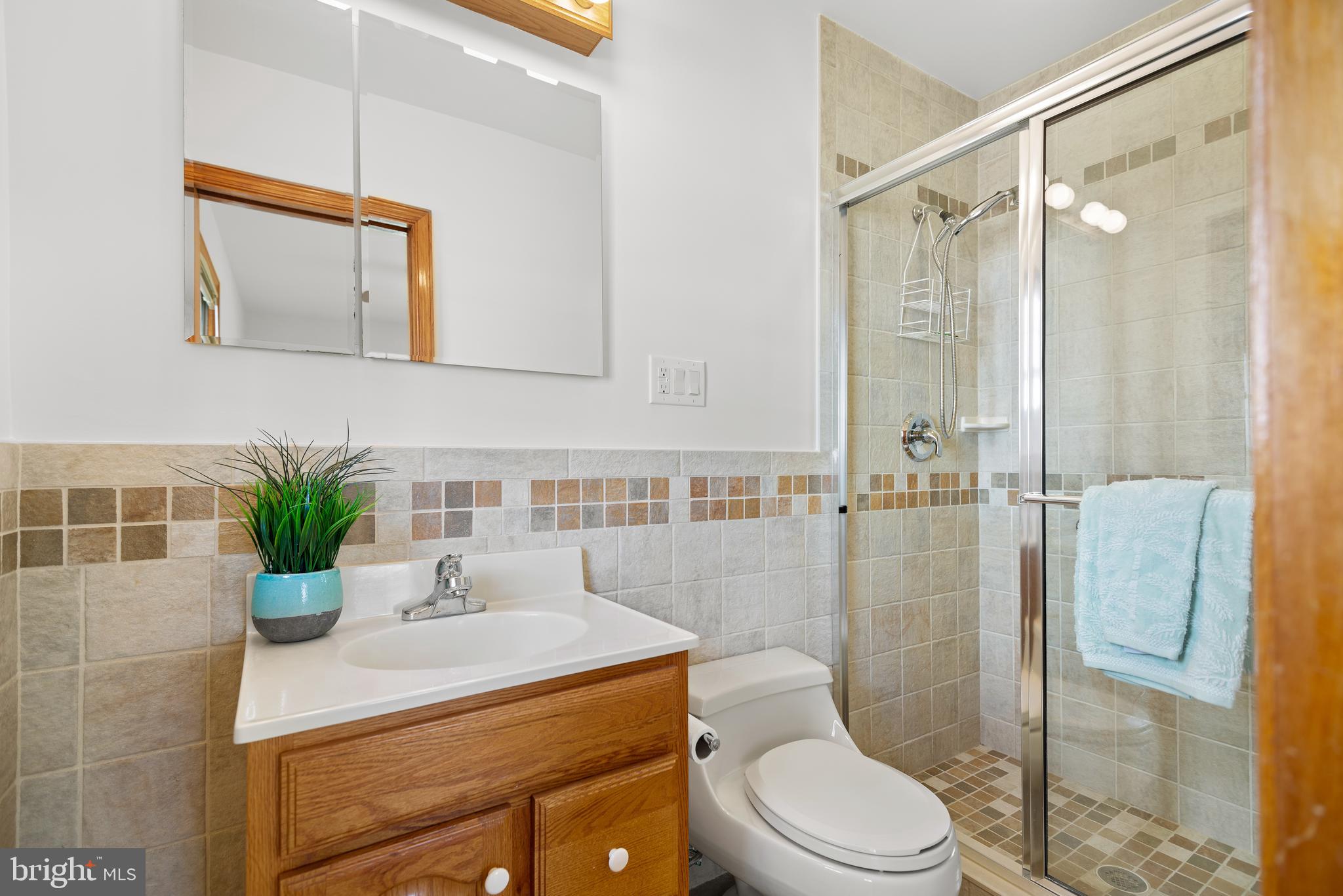 HILLANDALE HEIGHTS - Residential