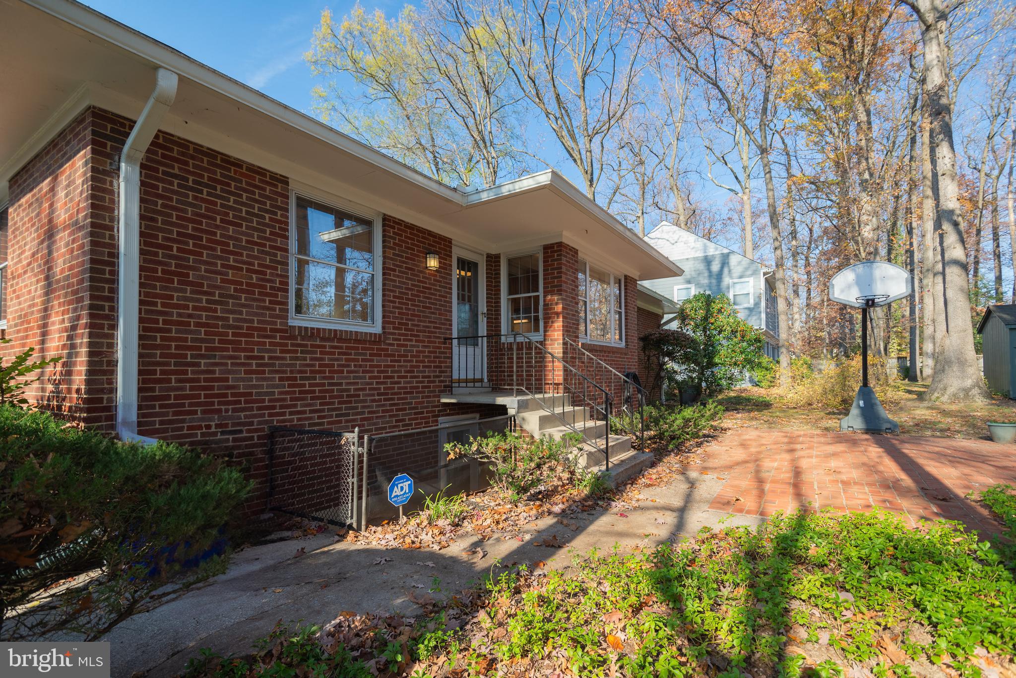 HILLANDALE HEIGHTS - Residential