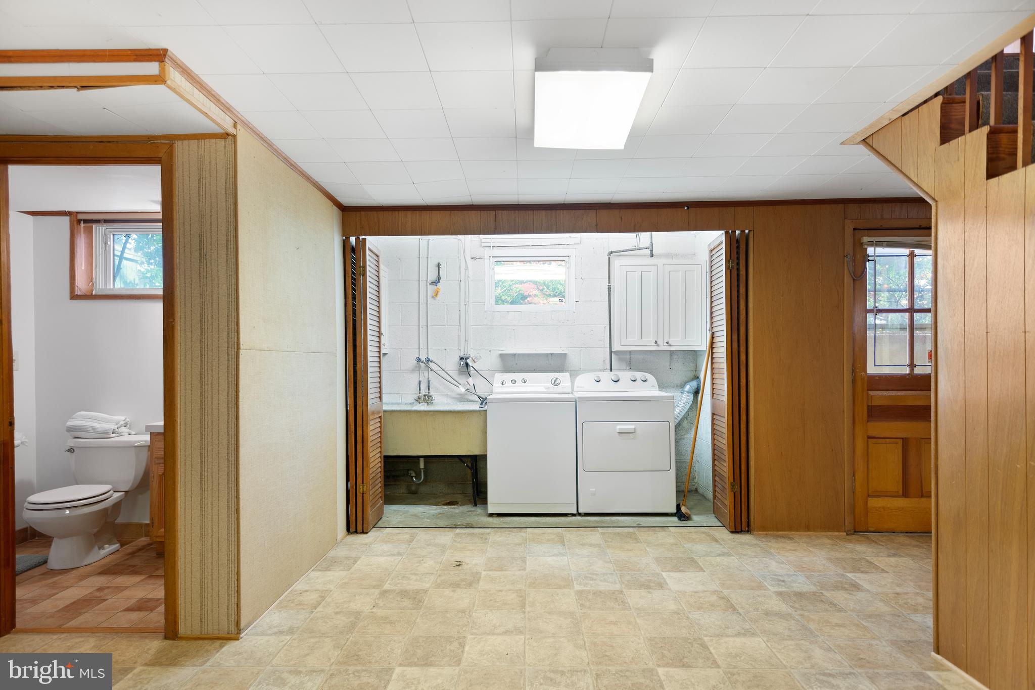 HILLANDALE HEIGHTS - Residential