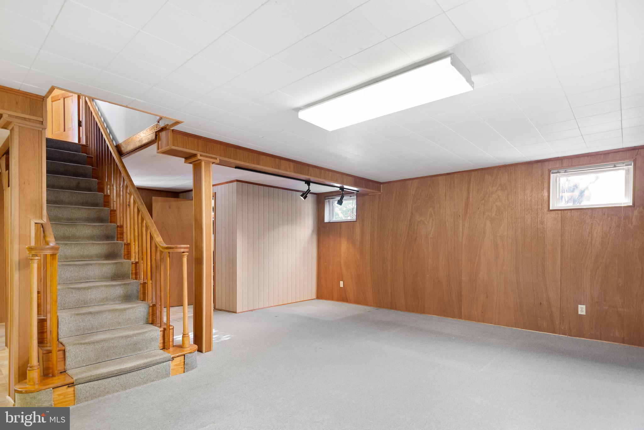 HILLANDALE HEIGHTS - Residential