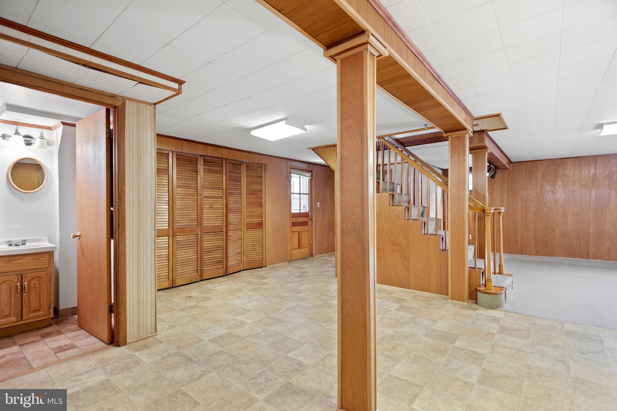 HILLANDALE HEIGHTS - Residential