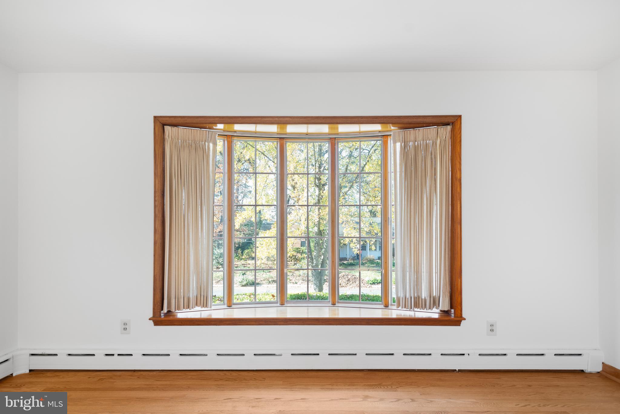 HILLANDALE HEIGHTS - Residential