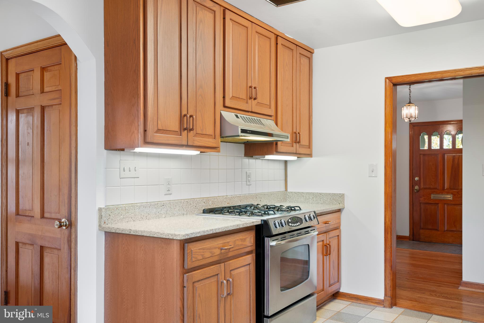 HILLANDALE HEIGHTS - Residential