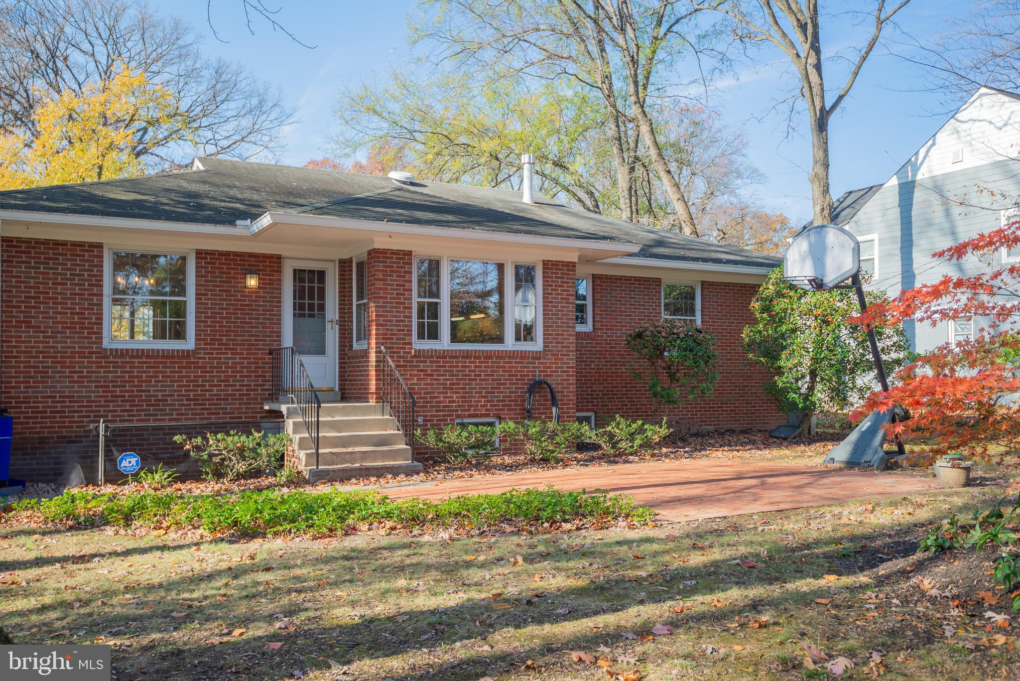 HILLANDALE HEIGHTS - Residential