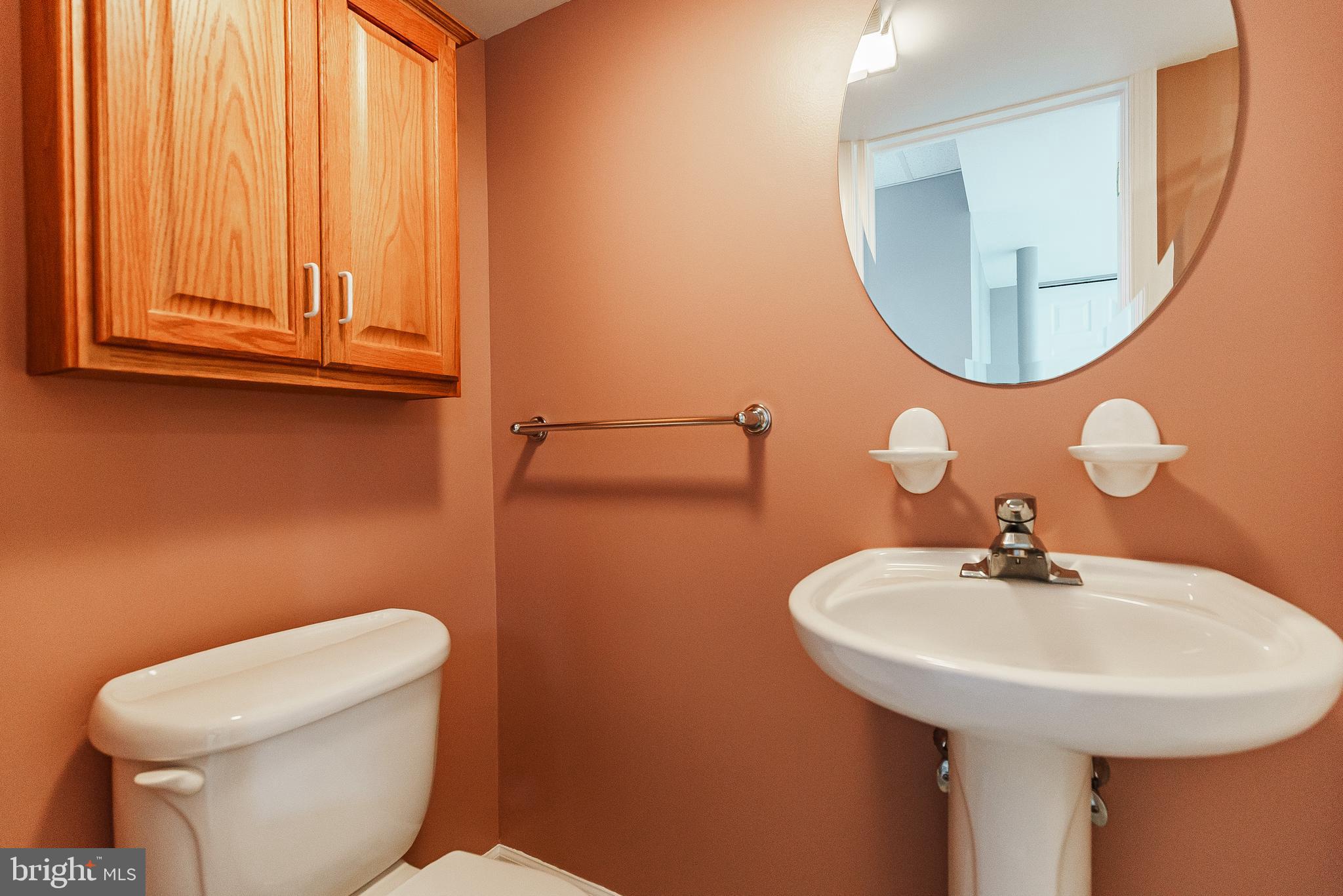 VERNON COURT - Residential Lease