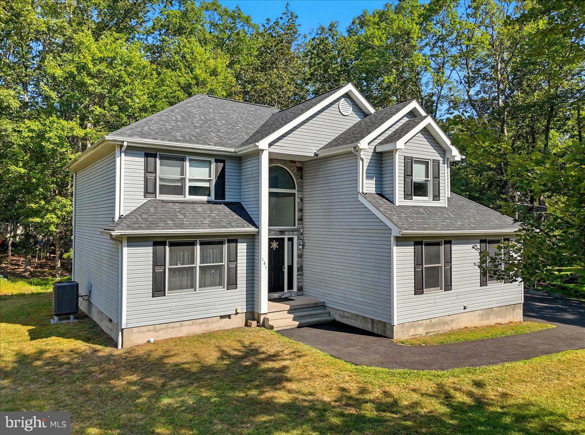 190 SANDLEWOOD DRIVE