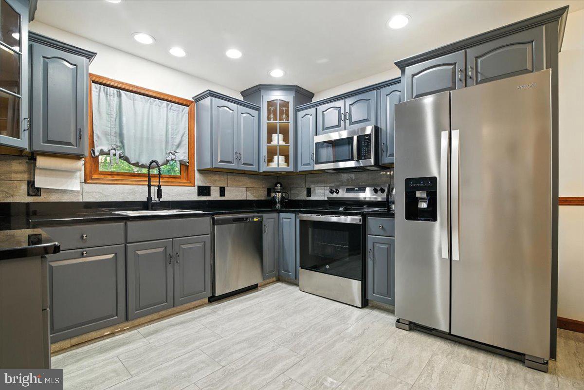 PENN ESTATES - Residential