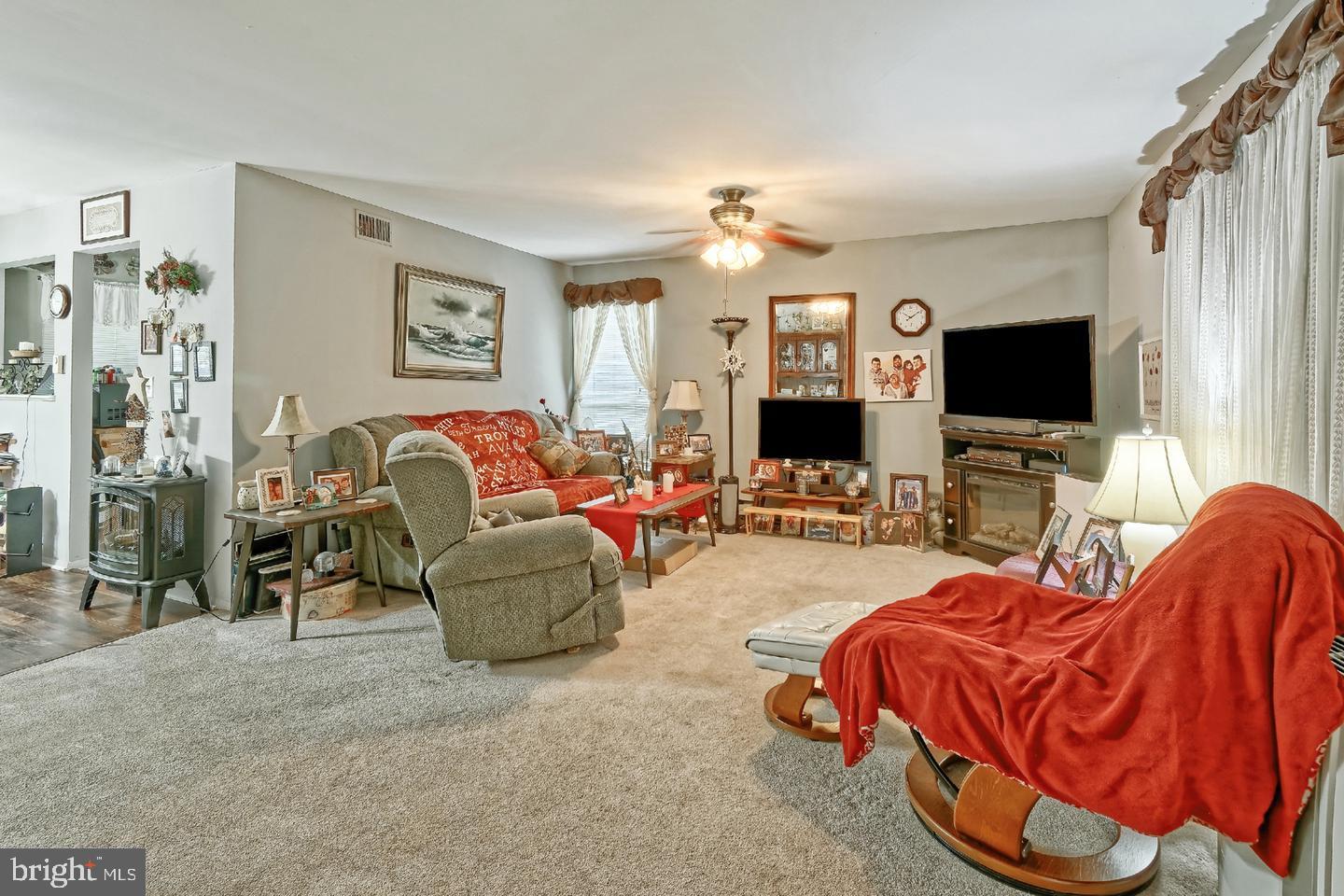 105 BUCKINGHAM DRIVE