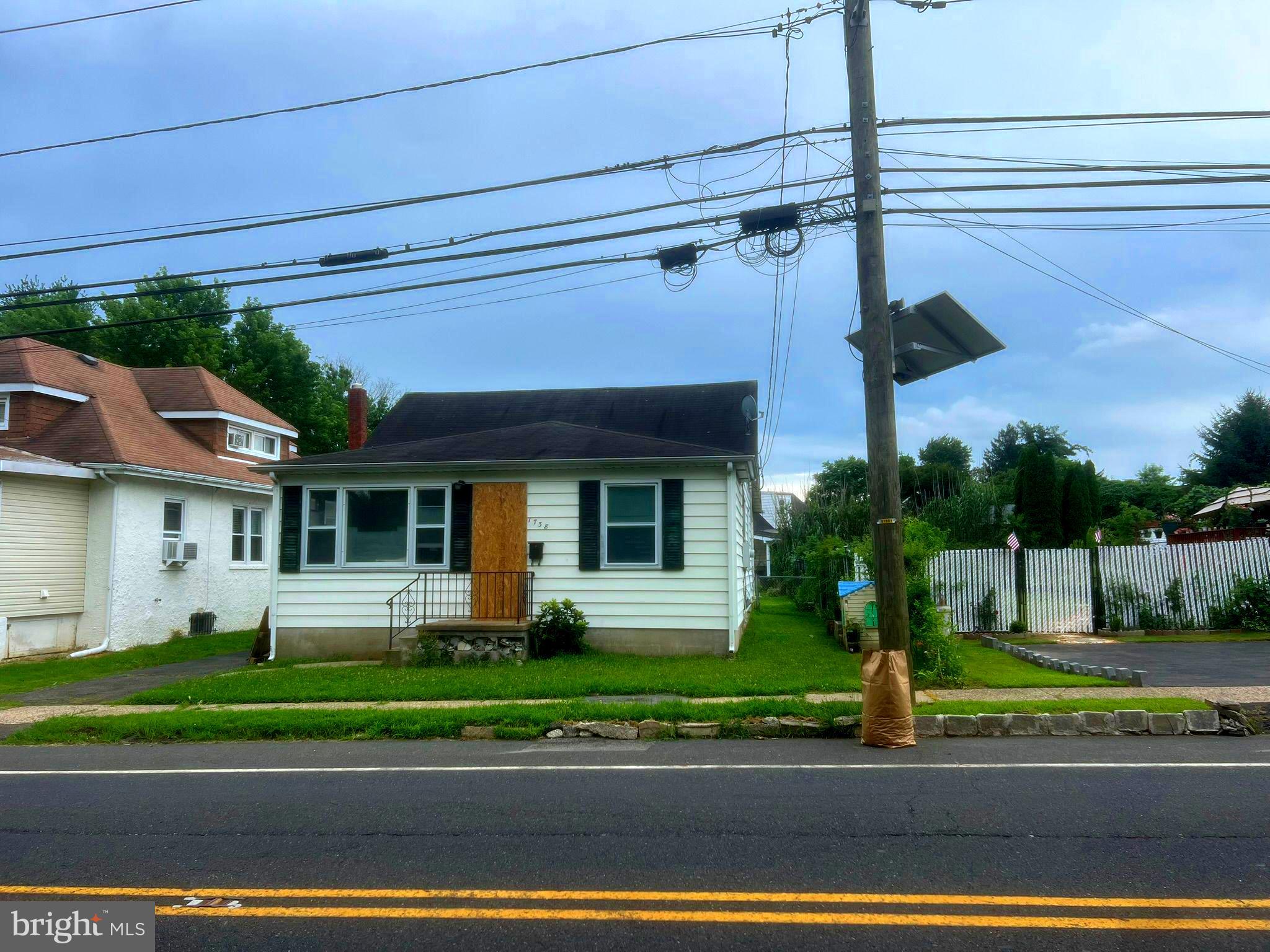 1738 PROSPECT