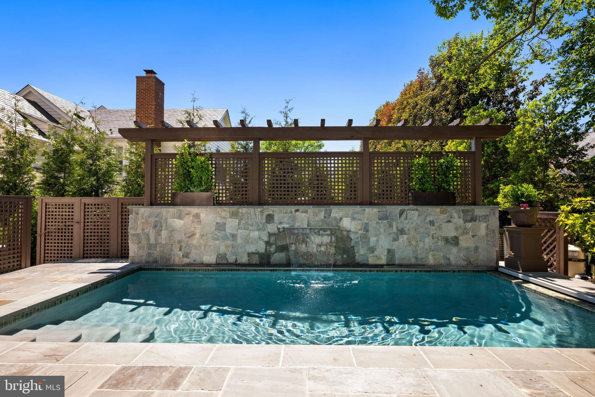 WESLEY HEIGHTS - Residential