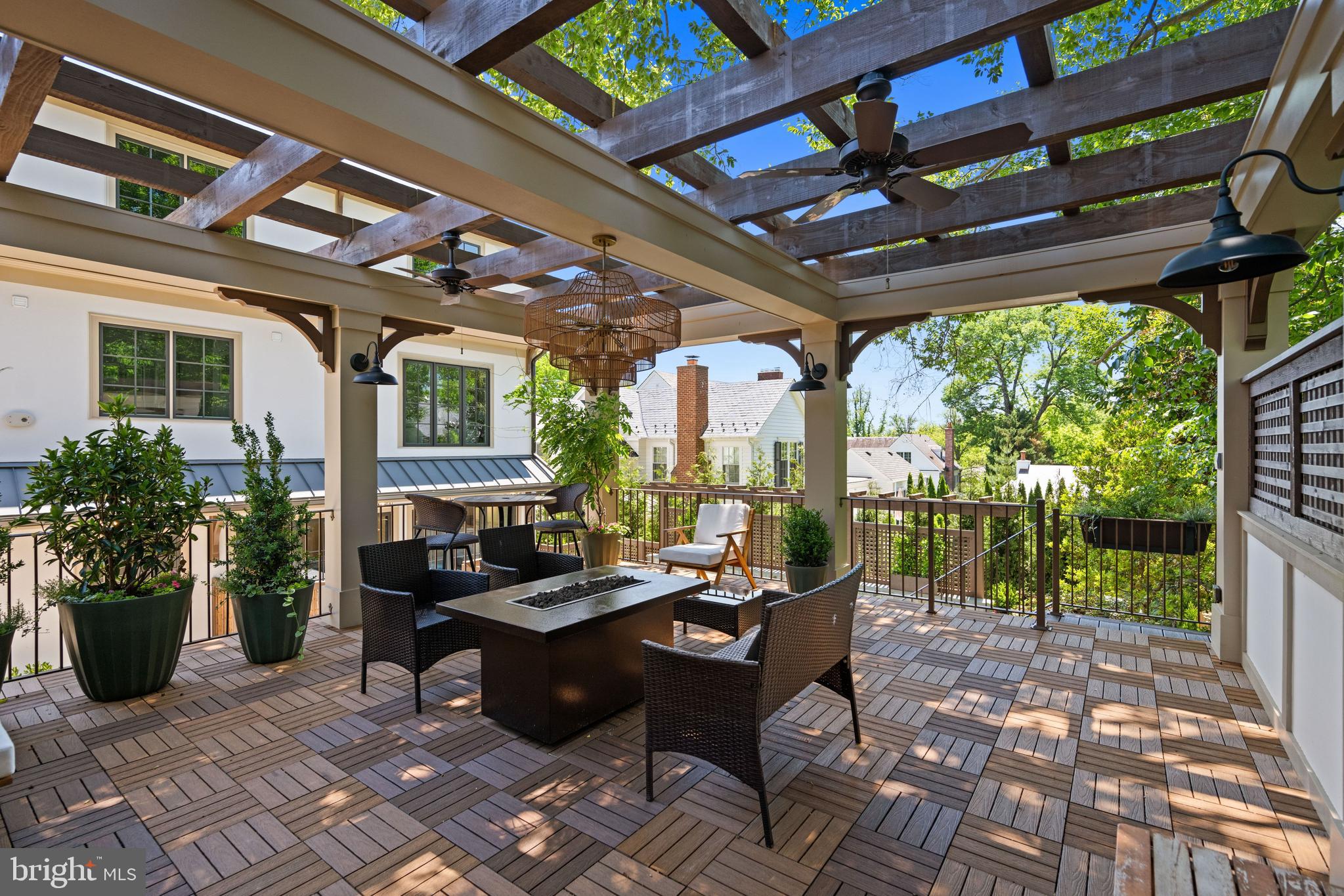 WESLEY HEIGHTS - Residential