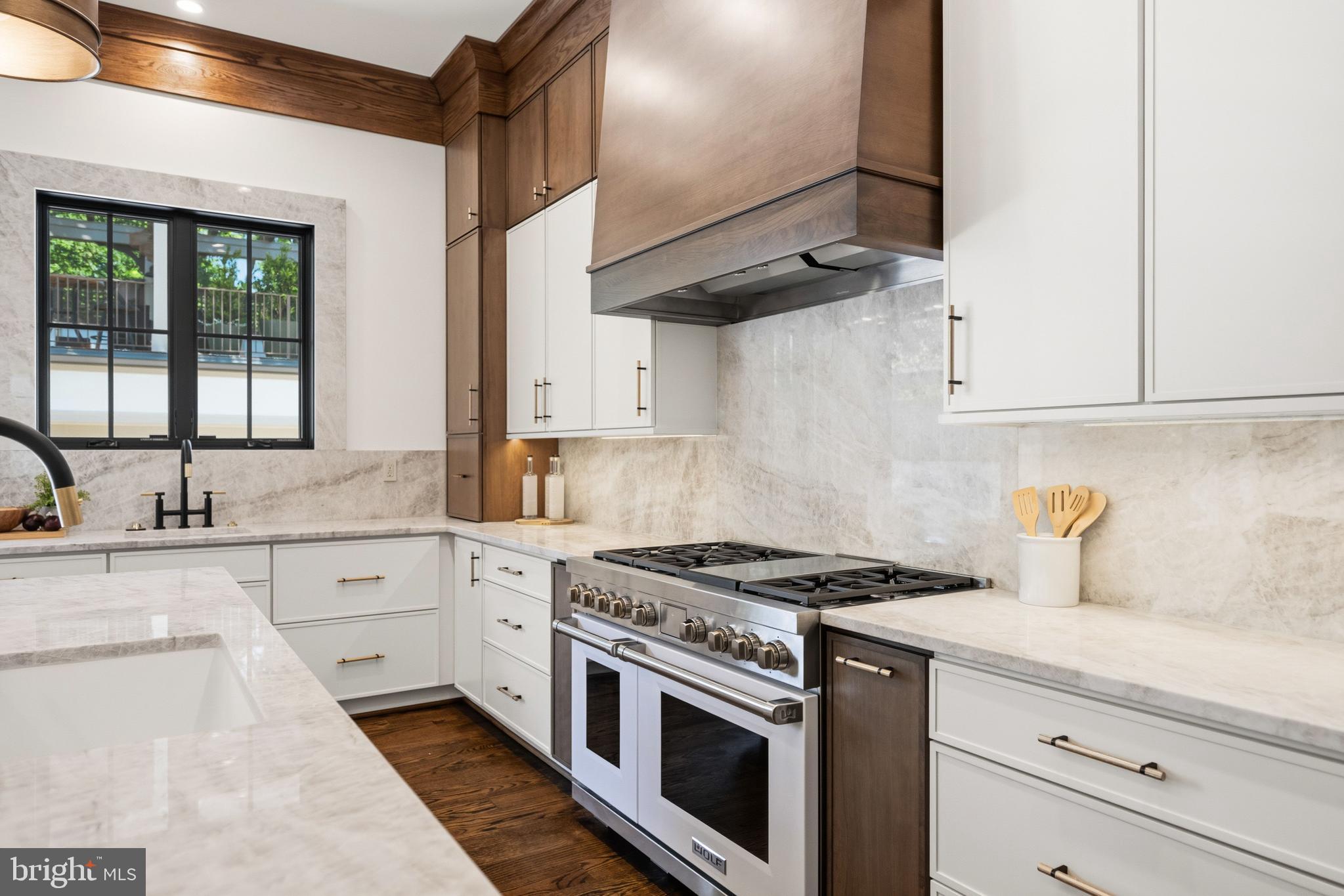 WESLEY HEIGHTS - Residential