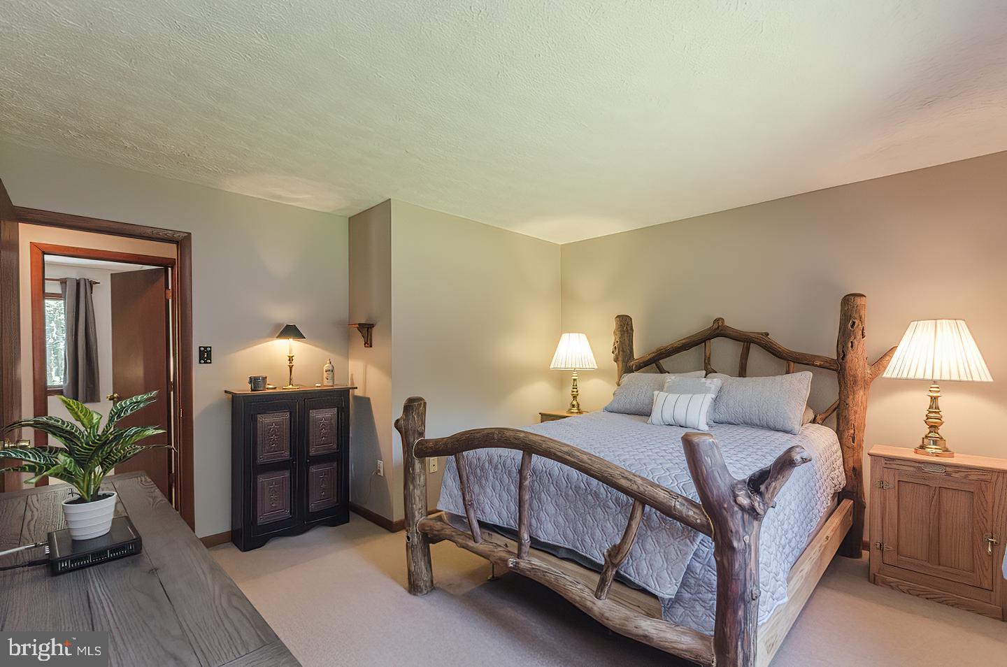 SLEEPY CREEK FARMS - Residential