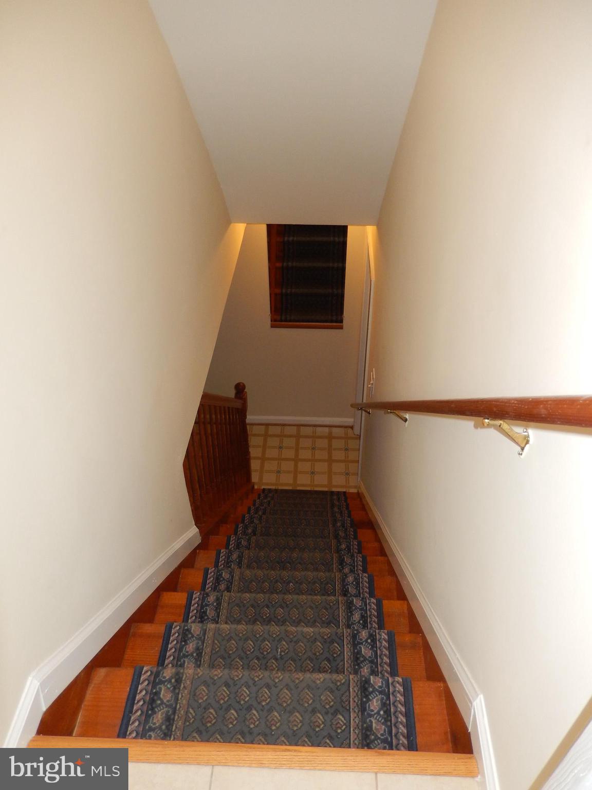 DERWOOD STATION - Residential Lease