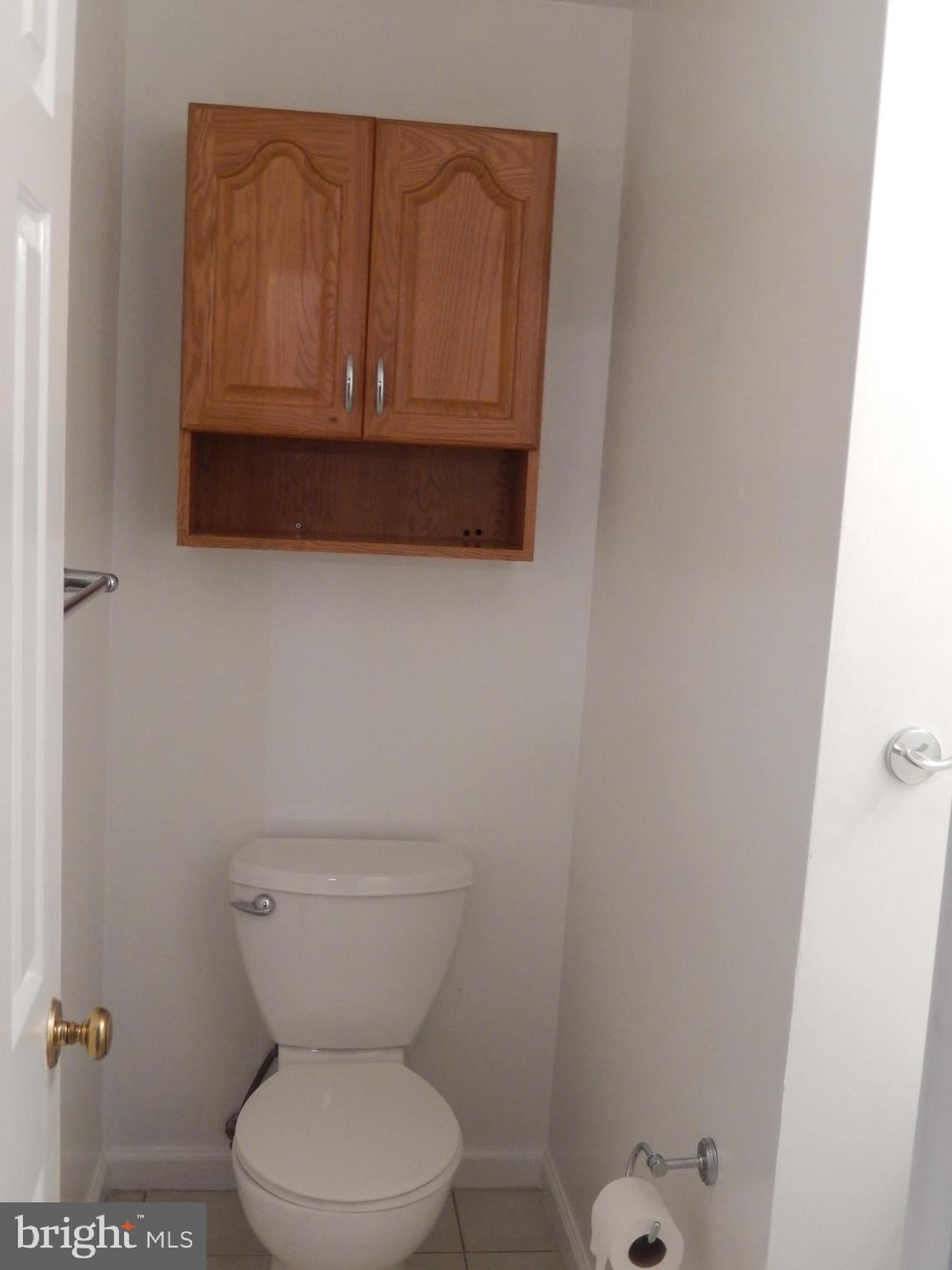 DERWOOD STATION - Residential Lease