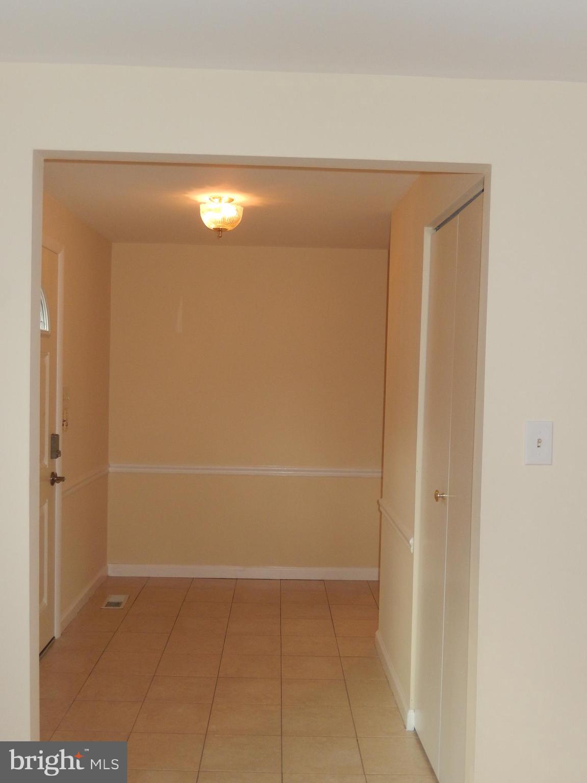 DERWOOD STATION - Residential Lease