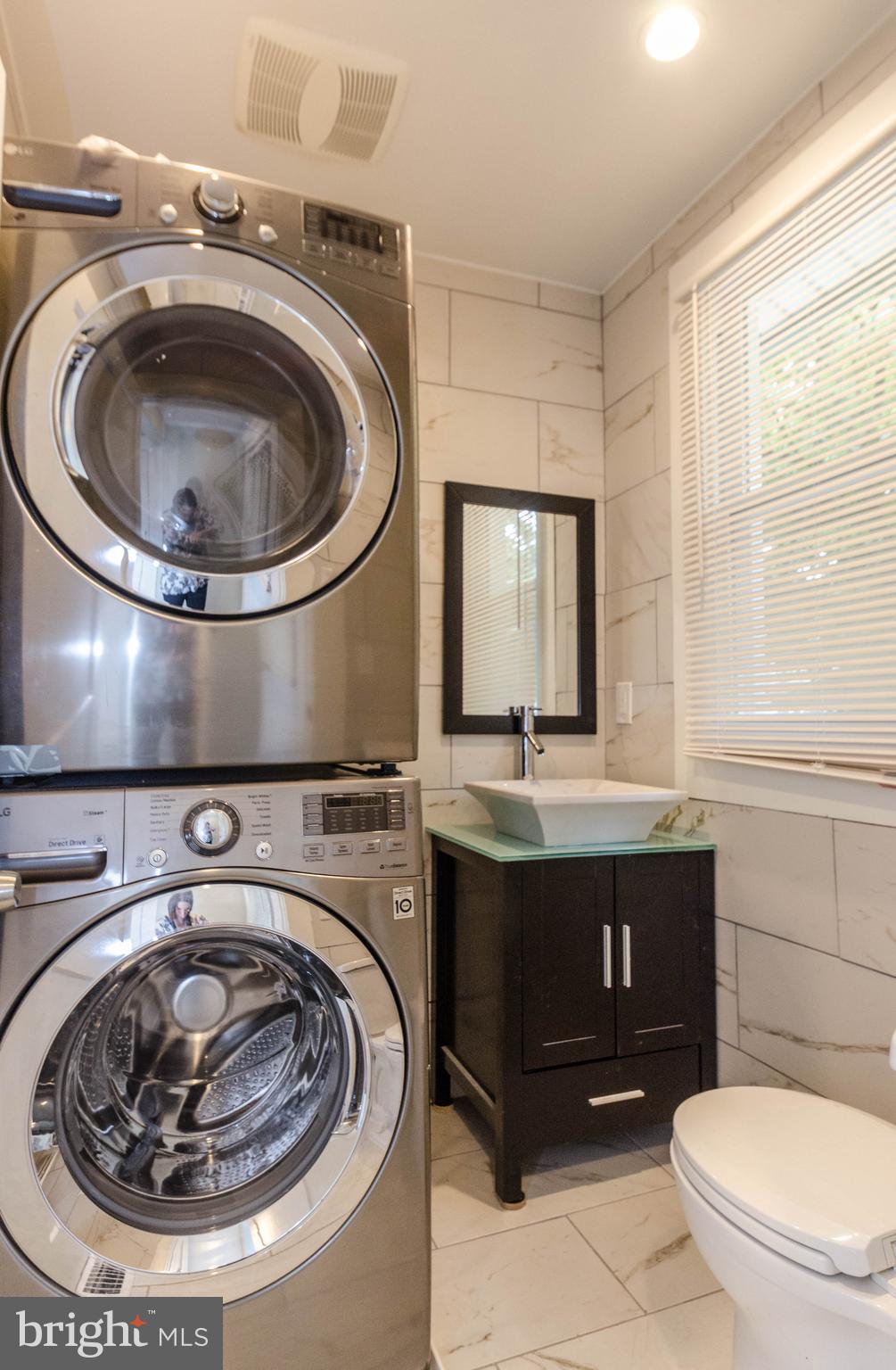 PIKESVILLE - Residential Lease