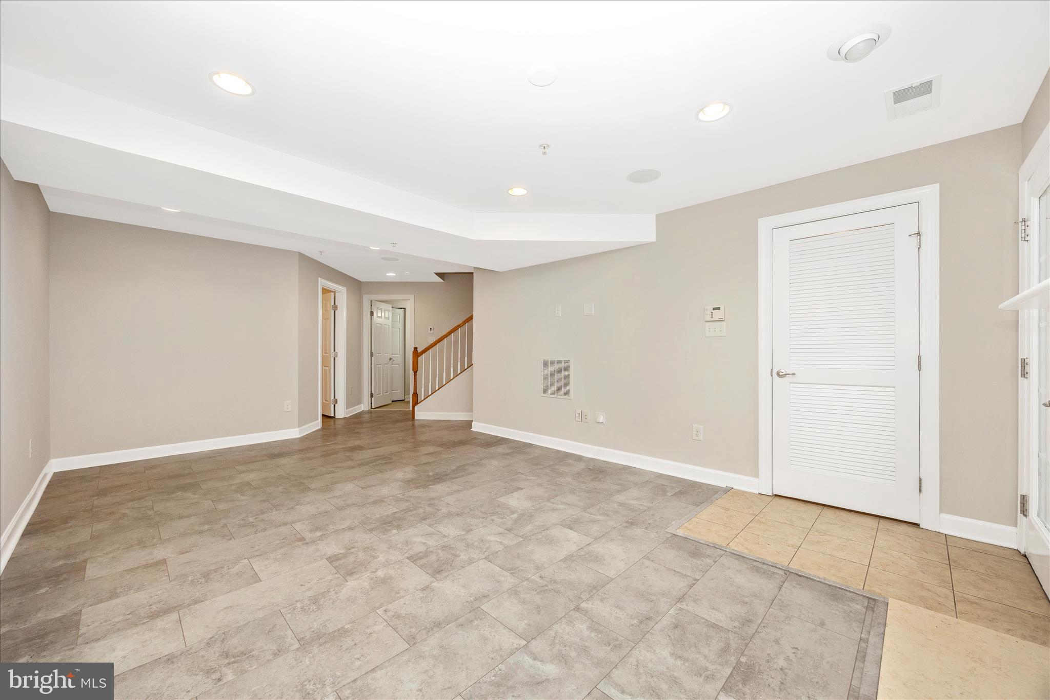 TUSCARORA CREEK - Residential