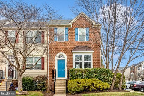 Townhouse For Sale - 1101 Spring Run Court<br/> Frederick County, FREDERICK, MD 21702