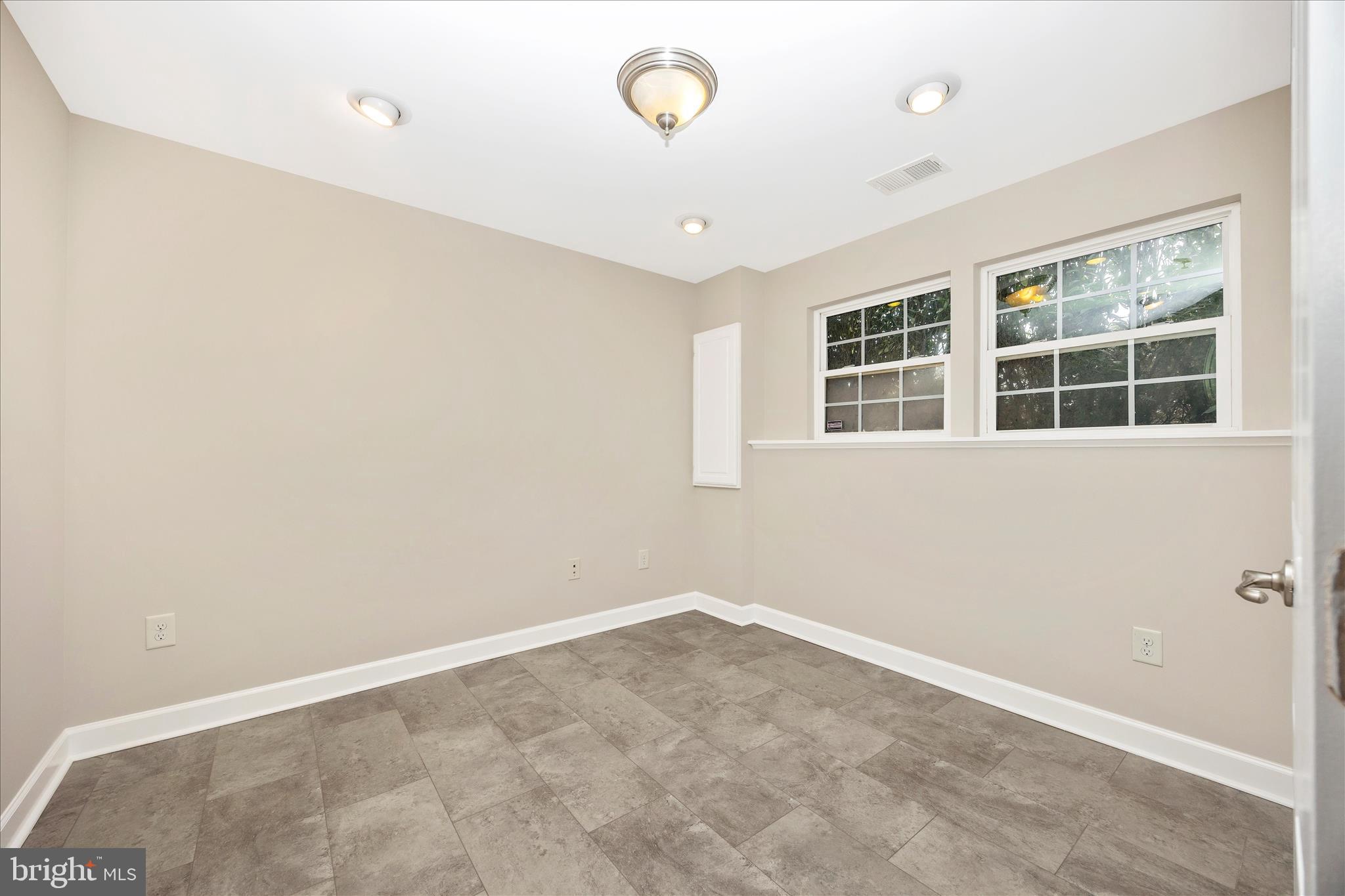 TUSCARORA CREEK - Residential