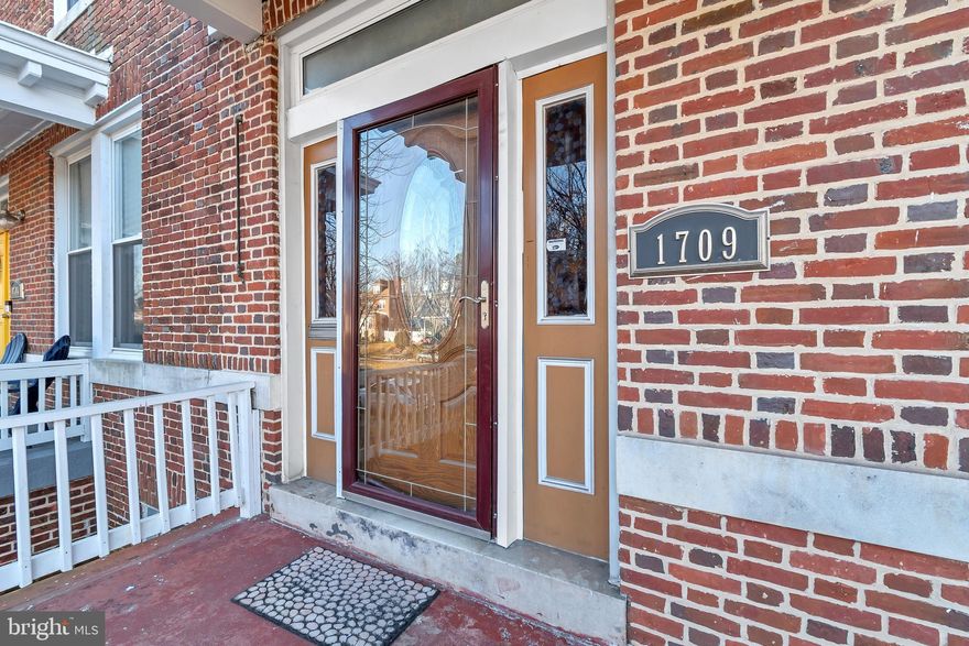 Welcome to this charming and well-kept 3- bedroom, 1 1/2-bathroom home nestled in the Coldstream Montebello historic neighborhood. Step into this spacious open floor plan, which showcases a chef's kitchen making it an entertainer's dream. On the upper level you will find 3 cozy bedrooms and a well-appointed bathroom providing comfortable and private space for relaxation. The primary bedroom boasts a generous walk-in closet, offering ample storage and luxury.  A charming spiral staircase leads to an open floor plan basement that offers versatile space for relaxation, entertainment or customization to suit your needs, complete with a convenient half bath. Additionally, this home includes a 2-car garage in the rear providing secure parking and storage. Don't miss out on a rare find- schedule a viewing today and make this gem your very own.