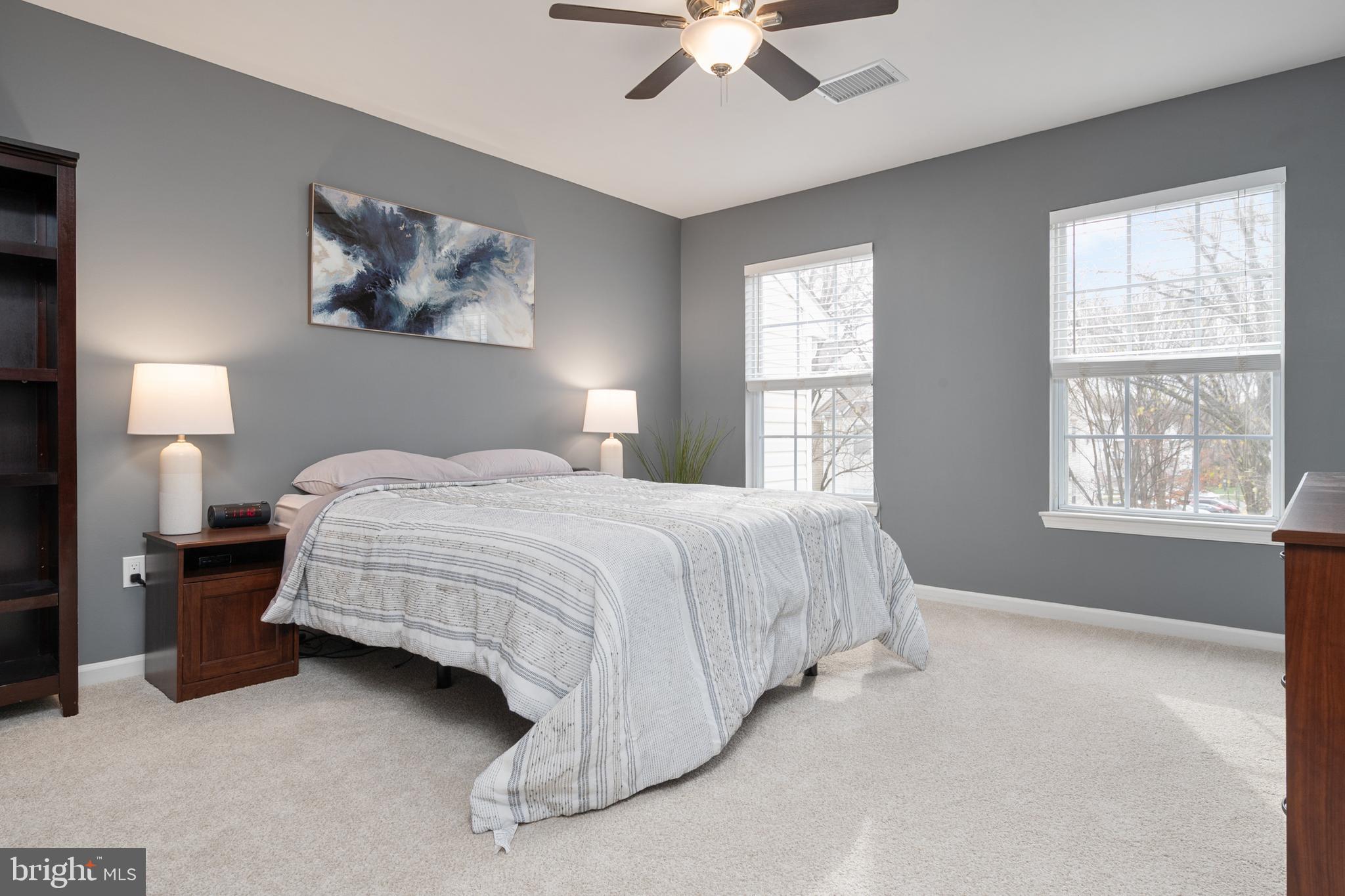 LARGO TOWN CENTER CONDOMINIUMS - Residential