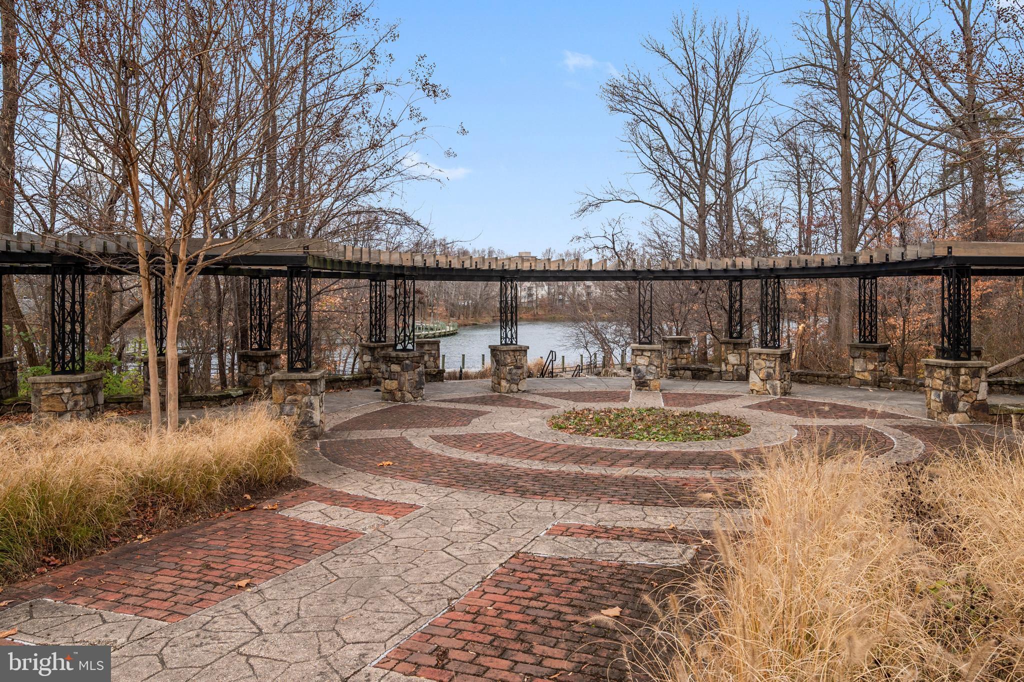 LARGO TOWN CENTER CONDOMINIUMS - Residential