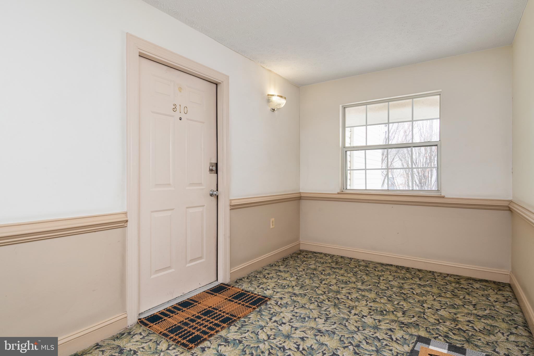 8961 TOWN CENTER CIRCLE 1-310