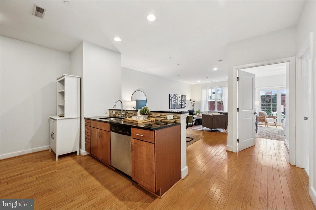 Photo of 714 Bainbridge Street #9, PHILADELPHIA, PA 19147 (MLS # PAPH2543212)