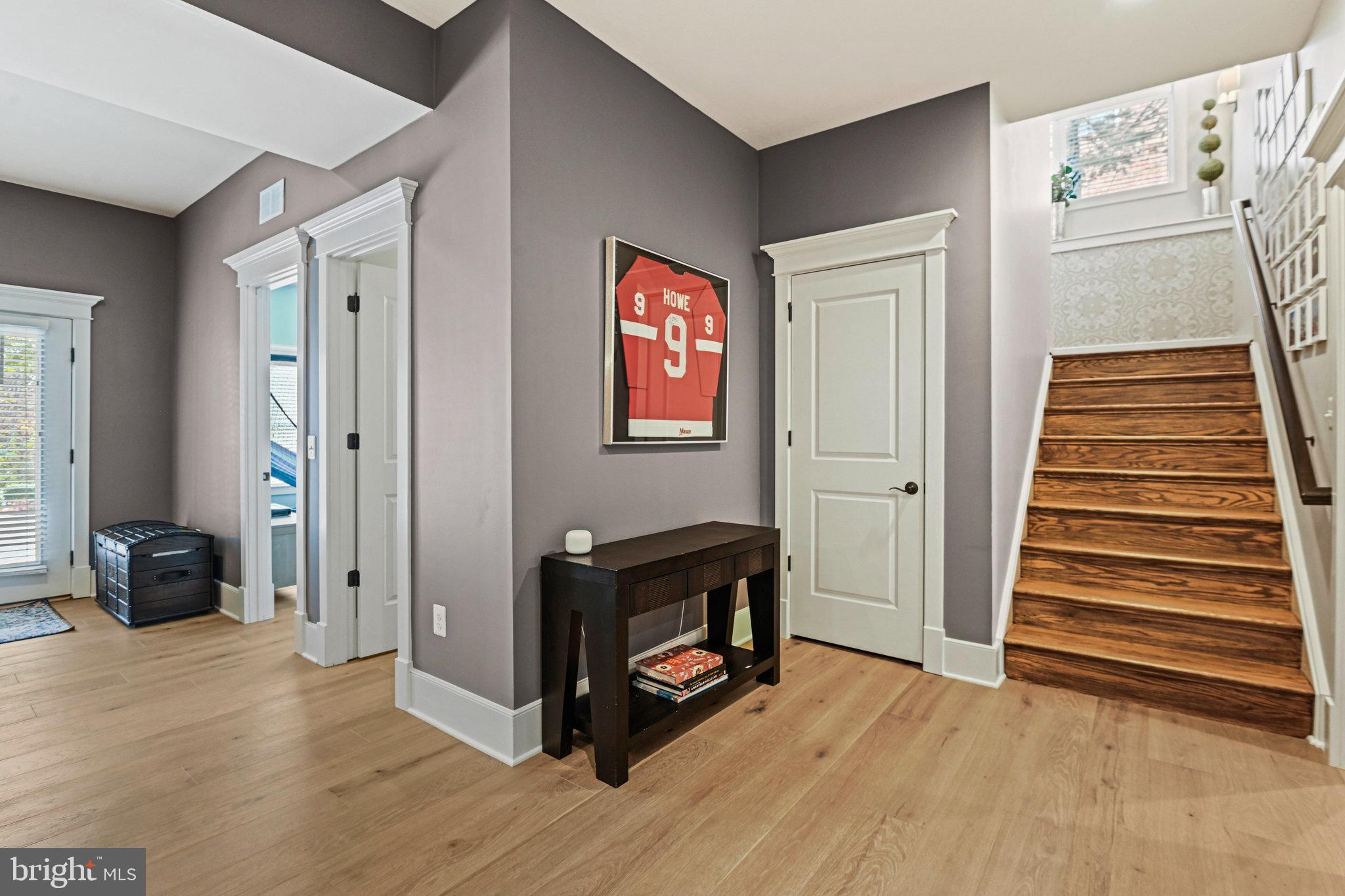 VIENNA WOODS - Residential