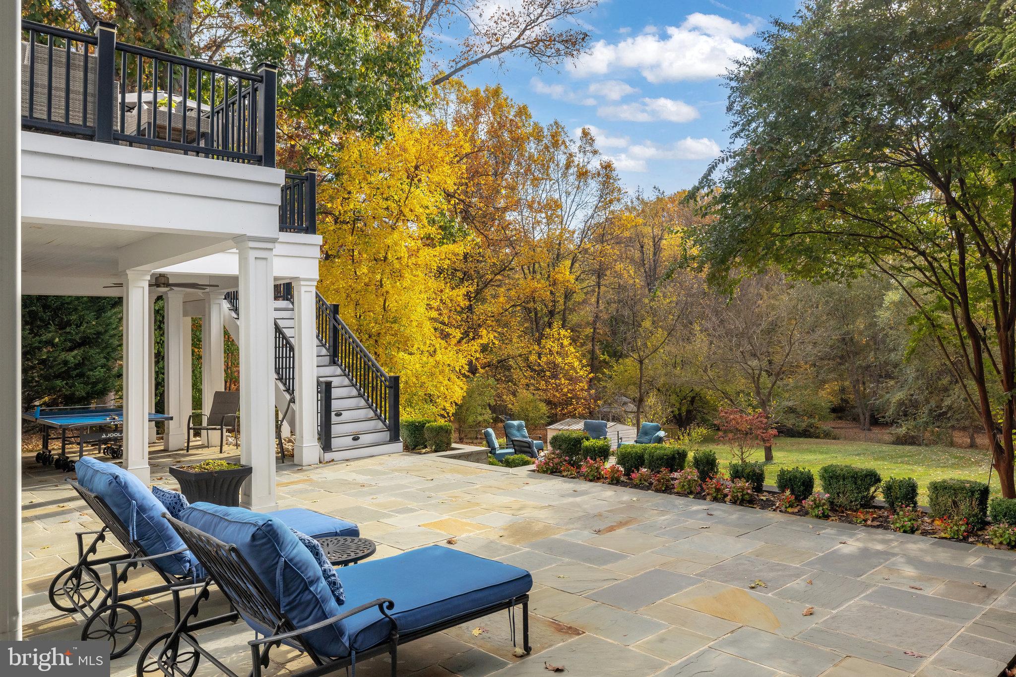 VIENNA WOODS - Residential