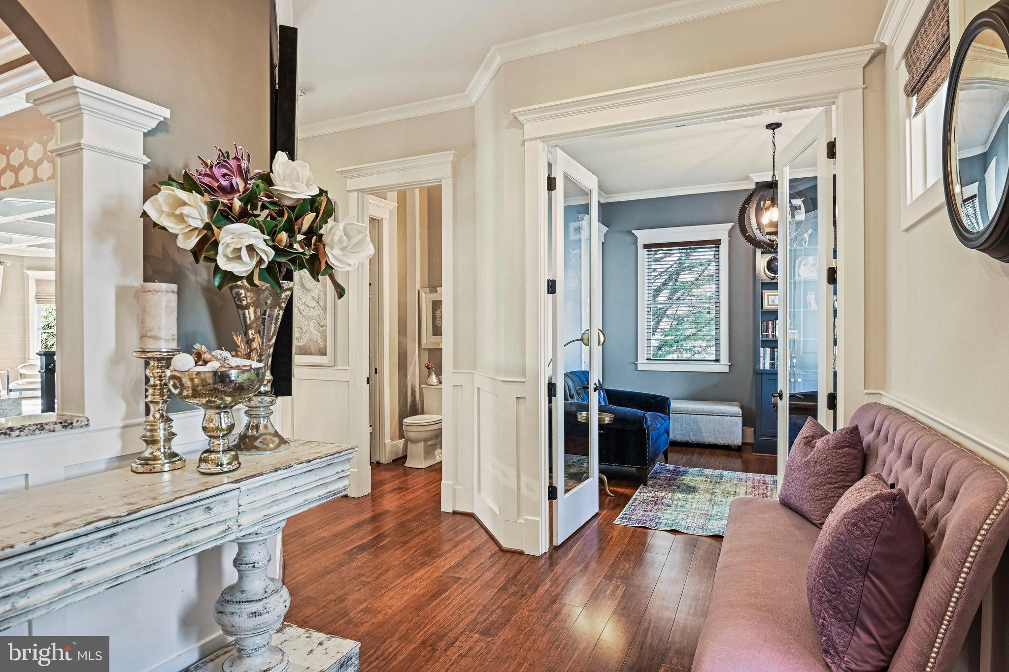 VIENNA WOODS - Residential