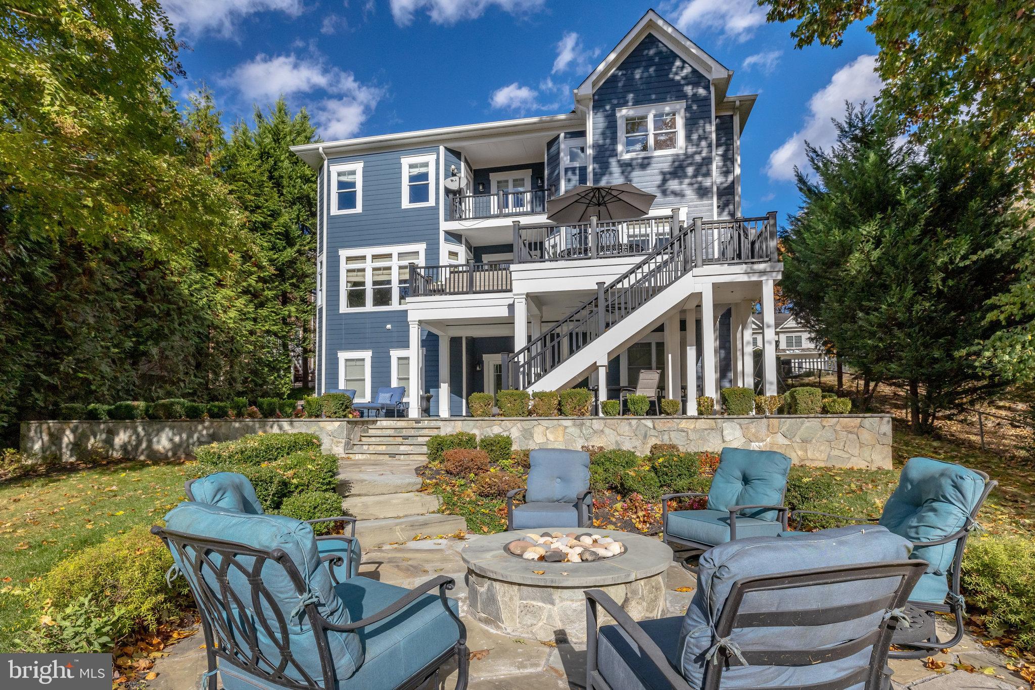 VIENNA WOODS - Residential