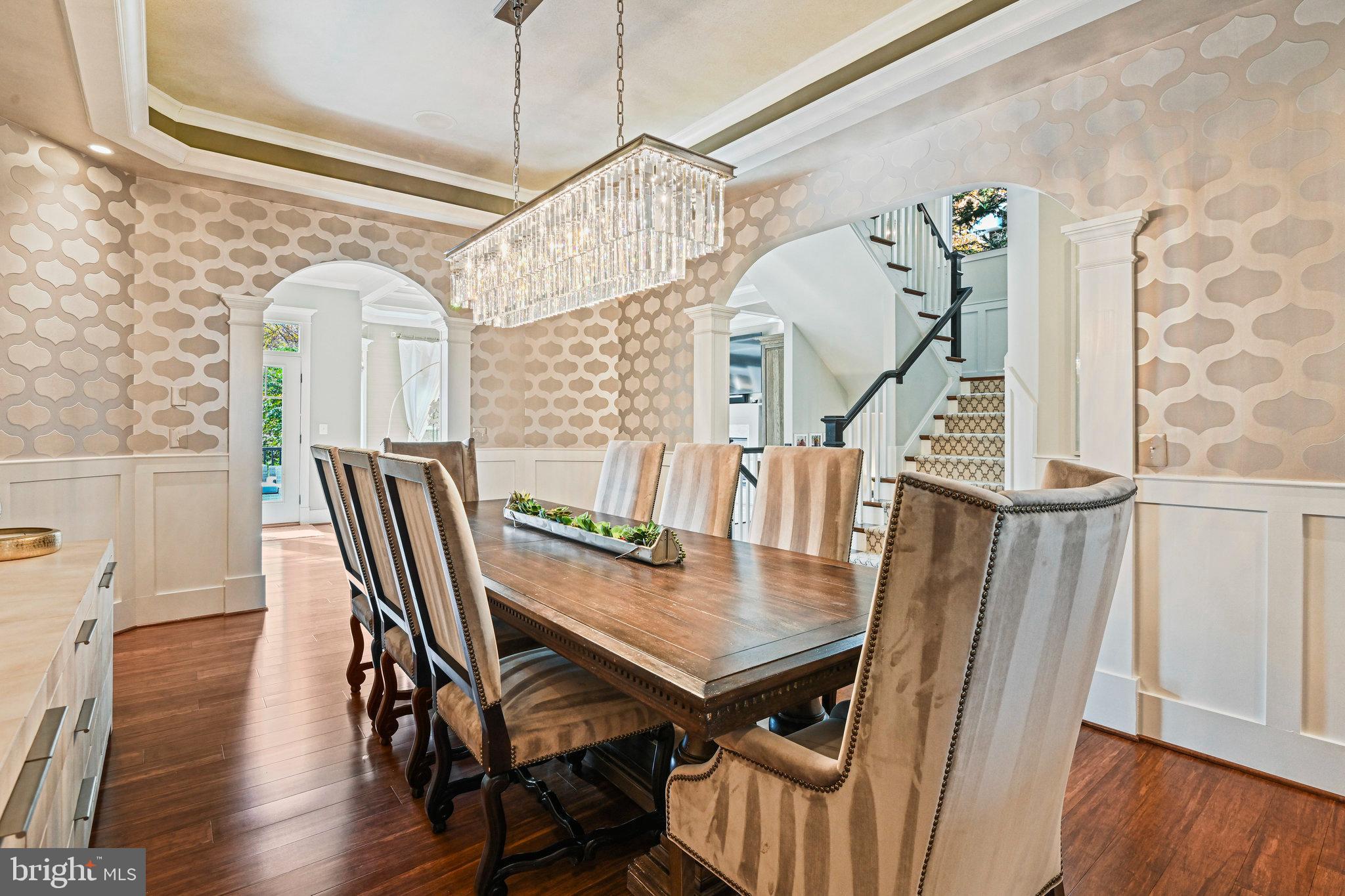 VIENNA WOODS - Residential