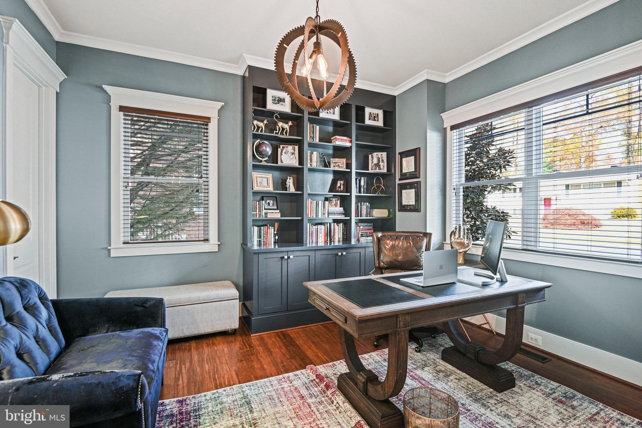 VIENNA WOODS - Residential